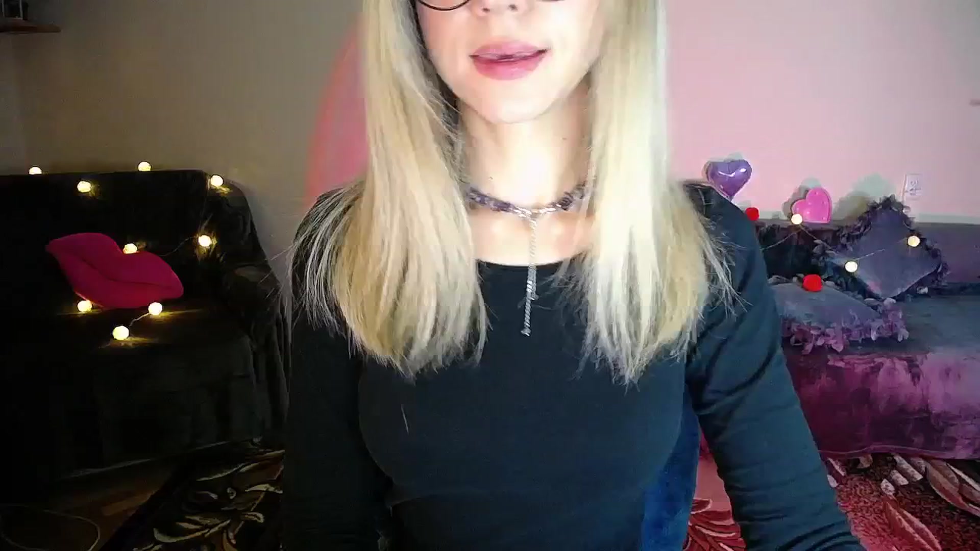 Gallery image thumbnail from Sunshine_alis's myfreecams stream on, 11/03/2025, 19:21 image 13 of 20