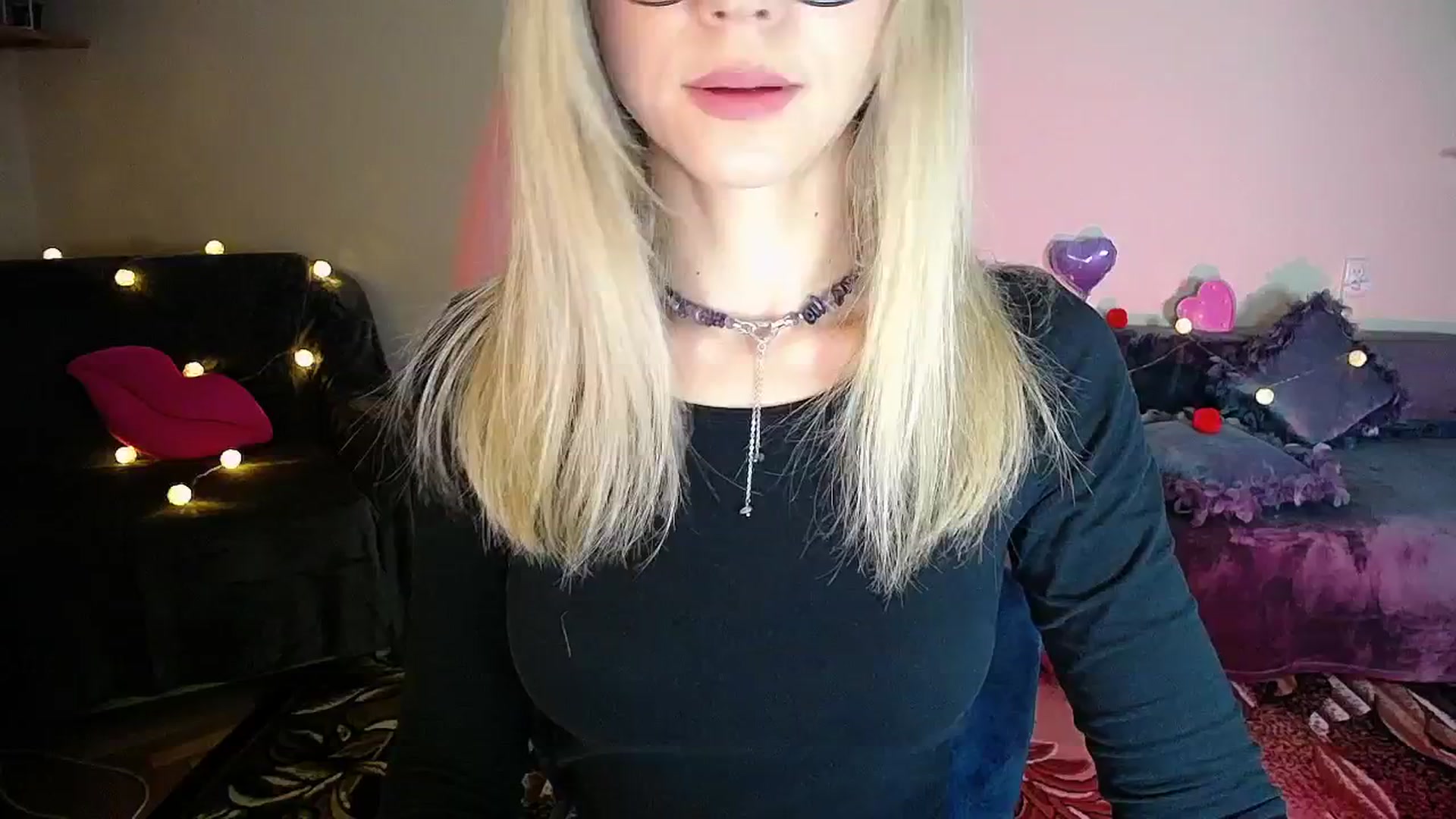 Gallery image thumbnail from Sunshine_alis's myfreecams stream on, 11/03/2025, 19:21 image 12 of 20