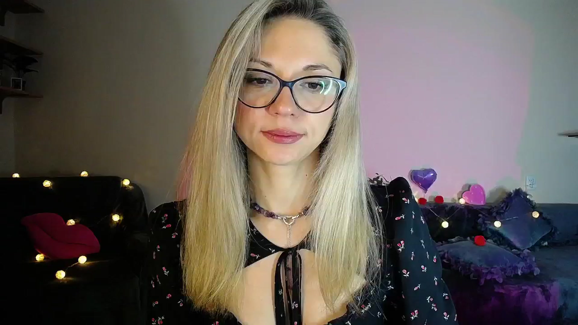 Gallery image thumbnail from Sunshine_alis's myfreecams stream on, 11/05/2025, 19:37 image 1 of 20