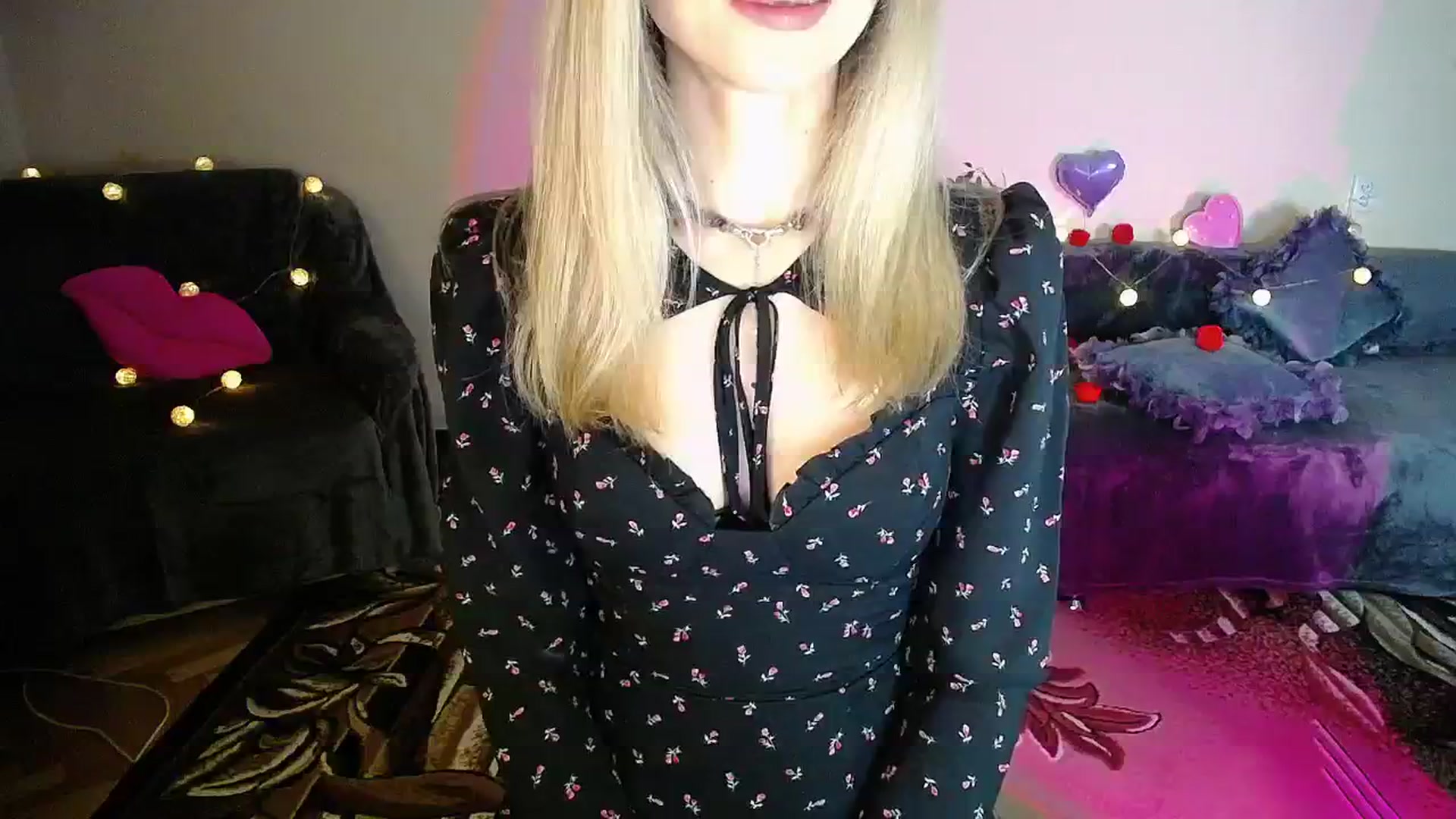 Gallery image thumbnail from Sunshine_alis's myfreecams stream on, 11/05/2025, 19:37 image 17 of 20