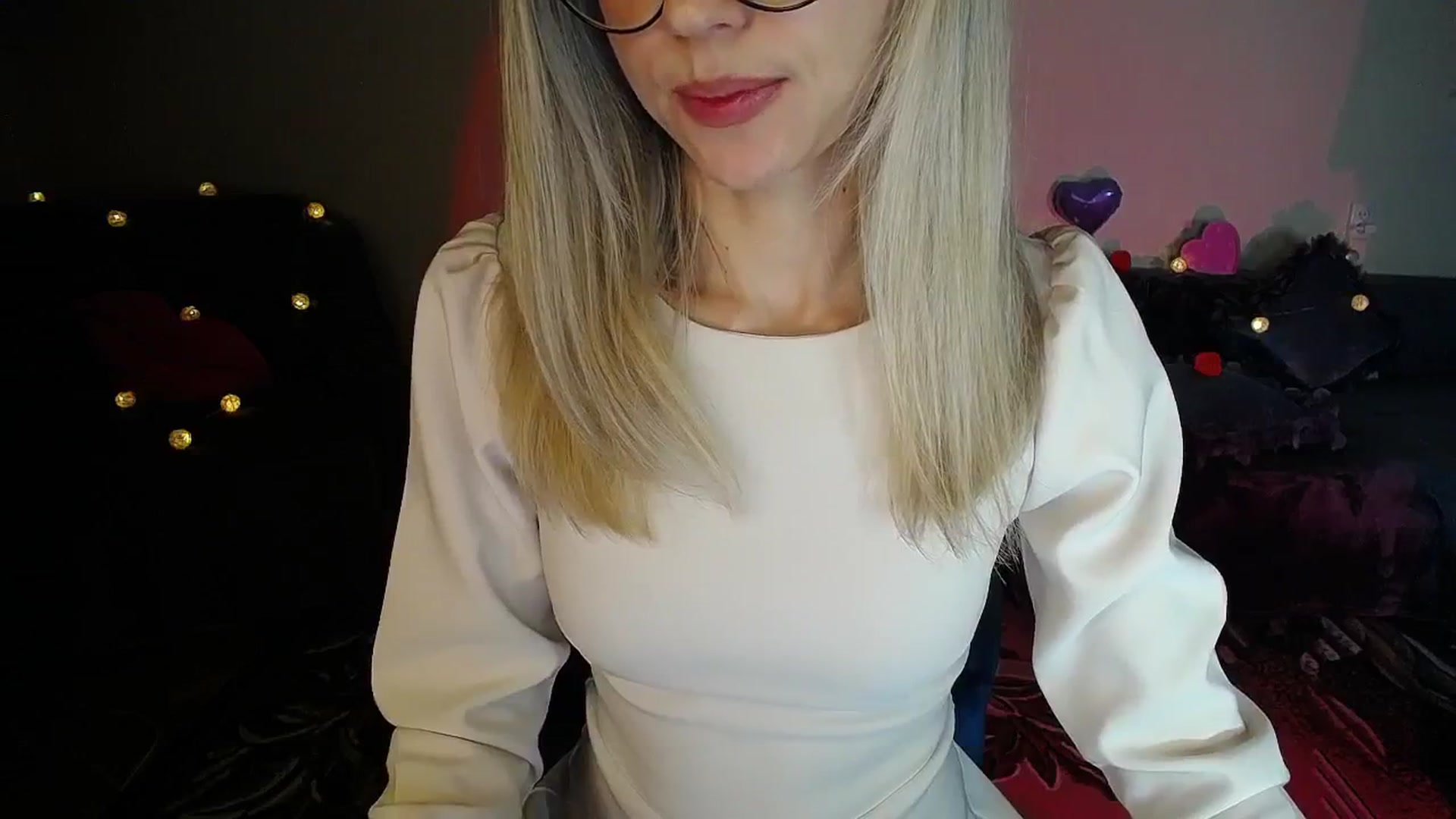 Gallery image thumbnail from Sunshine_alis's myfreecams stream on, 11/06/2025, 20:25 image 11 of 20