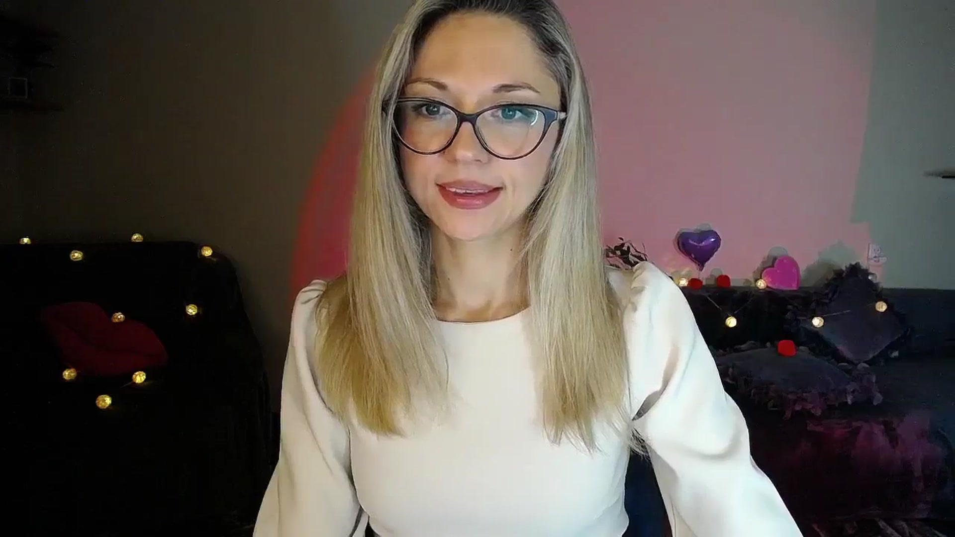 Gallery image thumbnail from Sunshine_alis's myfreecams stream on, 11/06/2025, 20:25 image 7 of 20