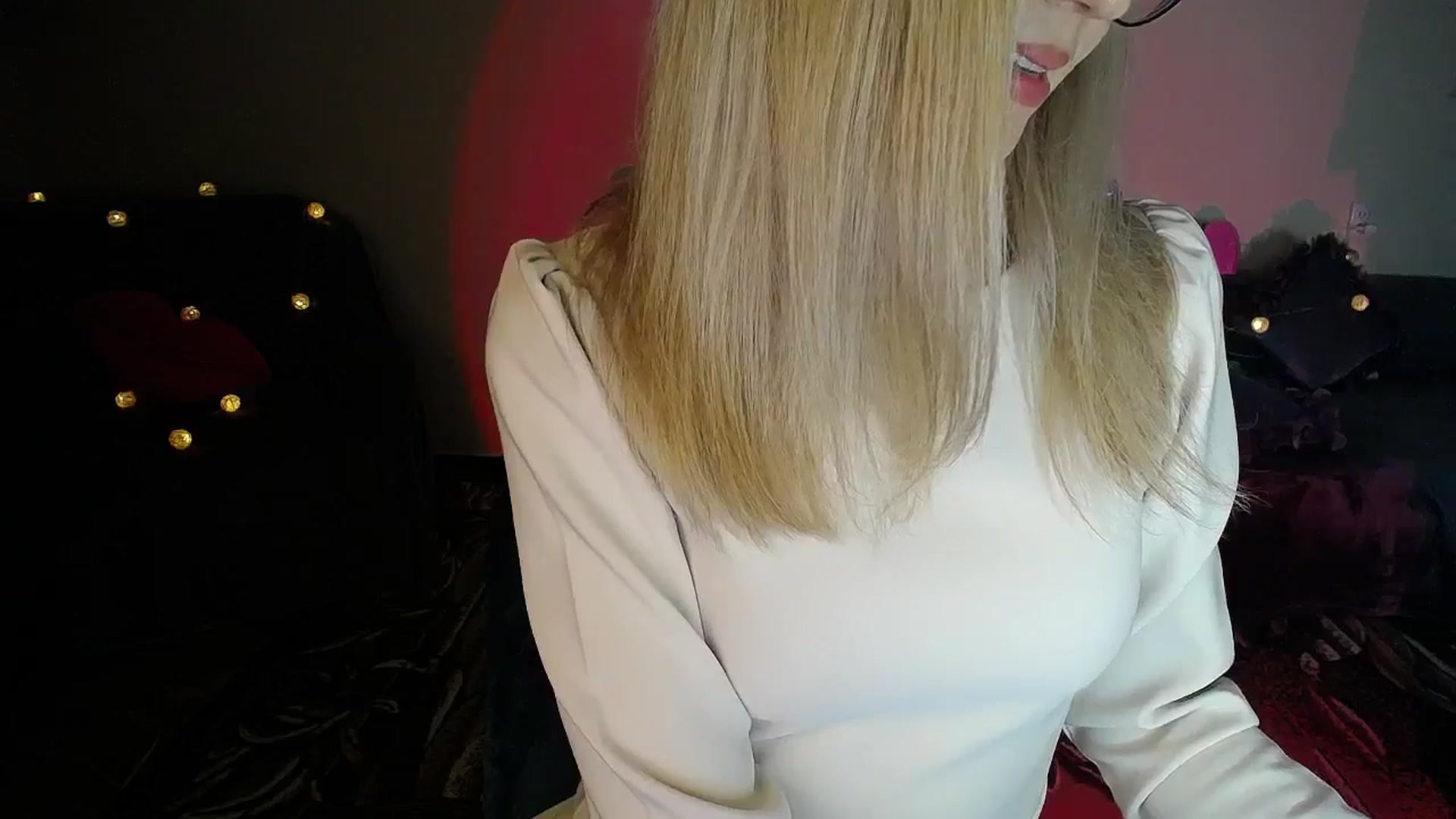 Gallery image thumbnail from Sunshine_alis's myfreecams stream on, 11/06/2025, 20:25 image 12 of 20