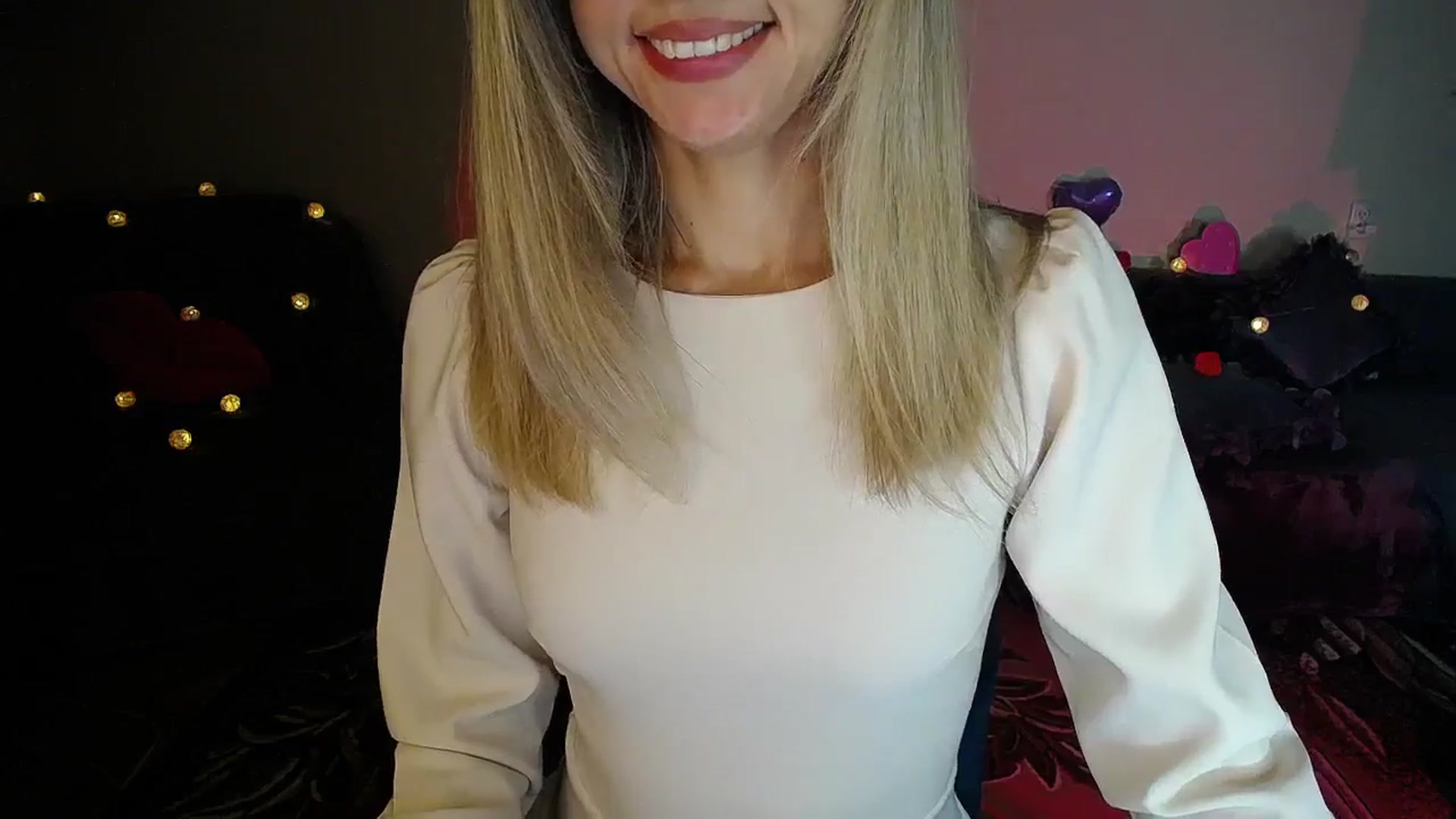 Gallery image thumbnail from Sunshine_alis's myfreecams stream on, 11/06/2025, 20:25 image 16 of 20