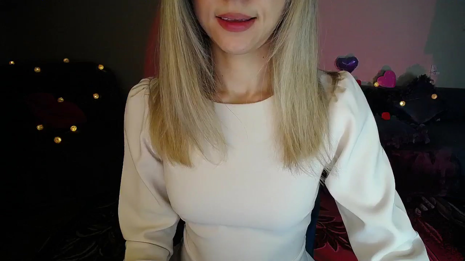 Gallery image thumbnail from Sunshine_alis's myfreecams stream on, 11/06/2025, 20:25 image 18 of 20
