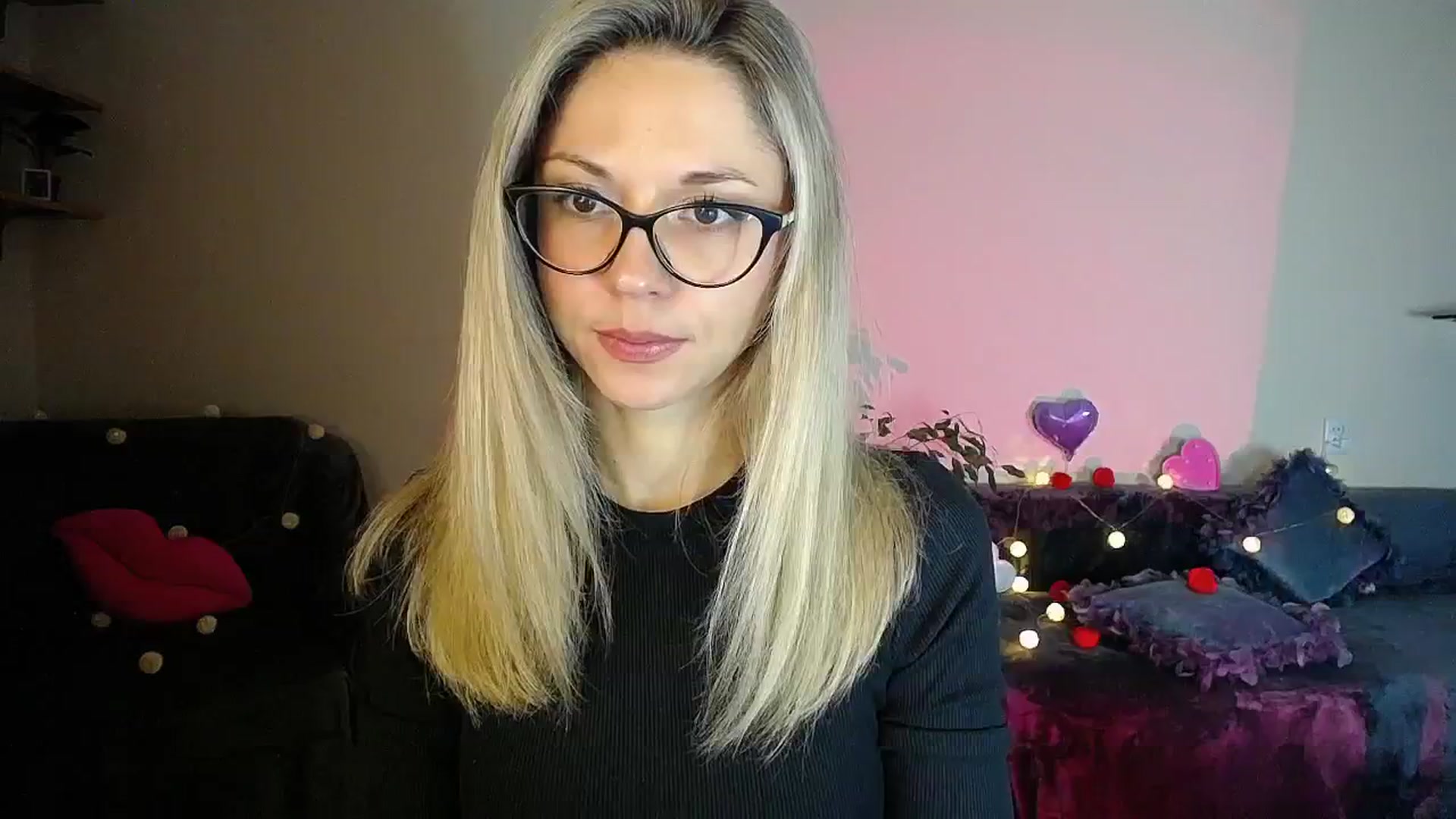 Gallery image thumbnail from Sunshine_alis's myfreecams stream on, 11/08/2025, 20:23 image 5 of 20