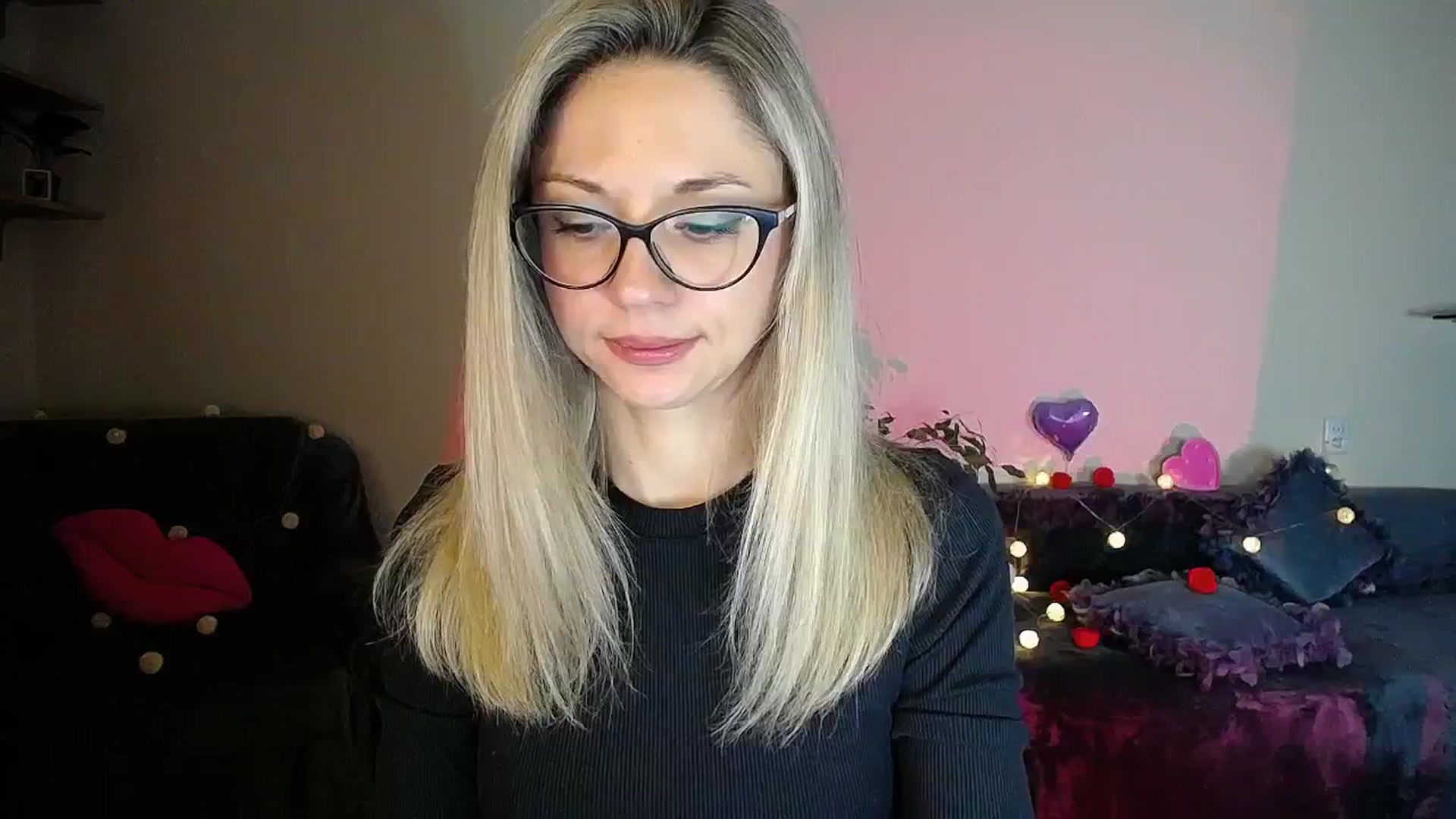 Gallery image thumbnail from Sunshine_alis's myfreecams stream on, 11/08/2025, 20:23 image 4 of 20