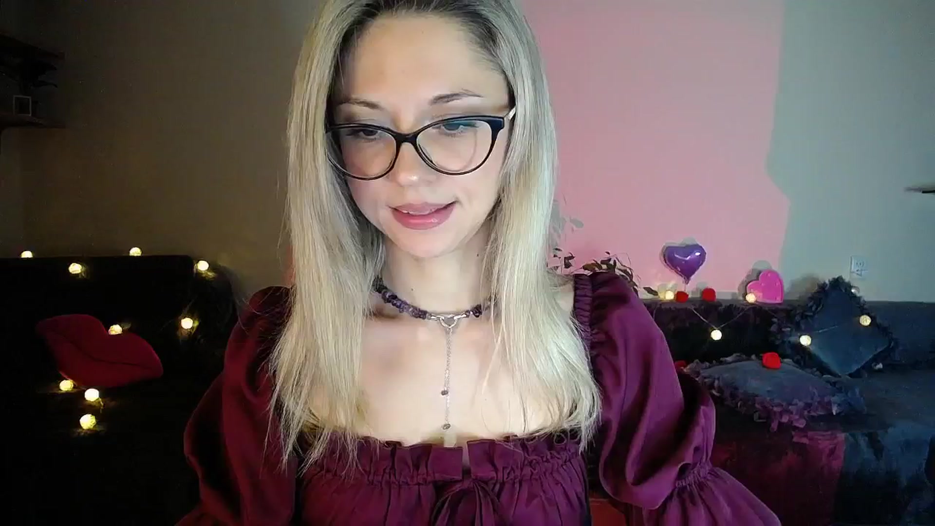 Gallery image thumbnail from Sunshine_alis's myfreecams stream on, 11/10/2025, 19:02 image 16 of 20