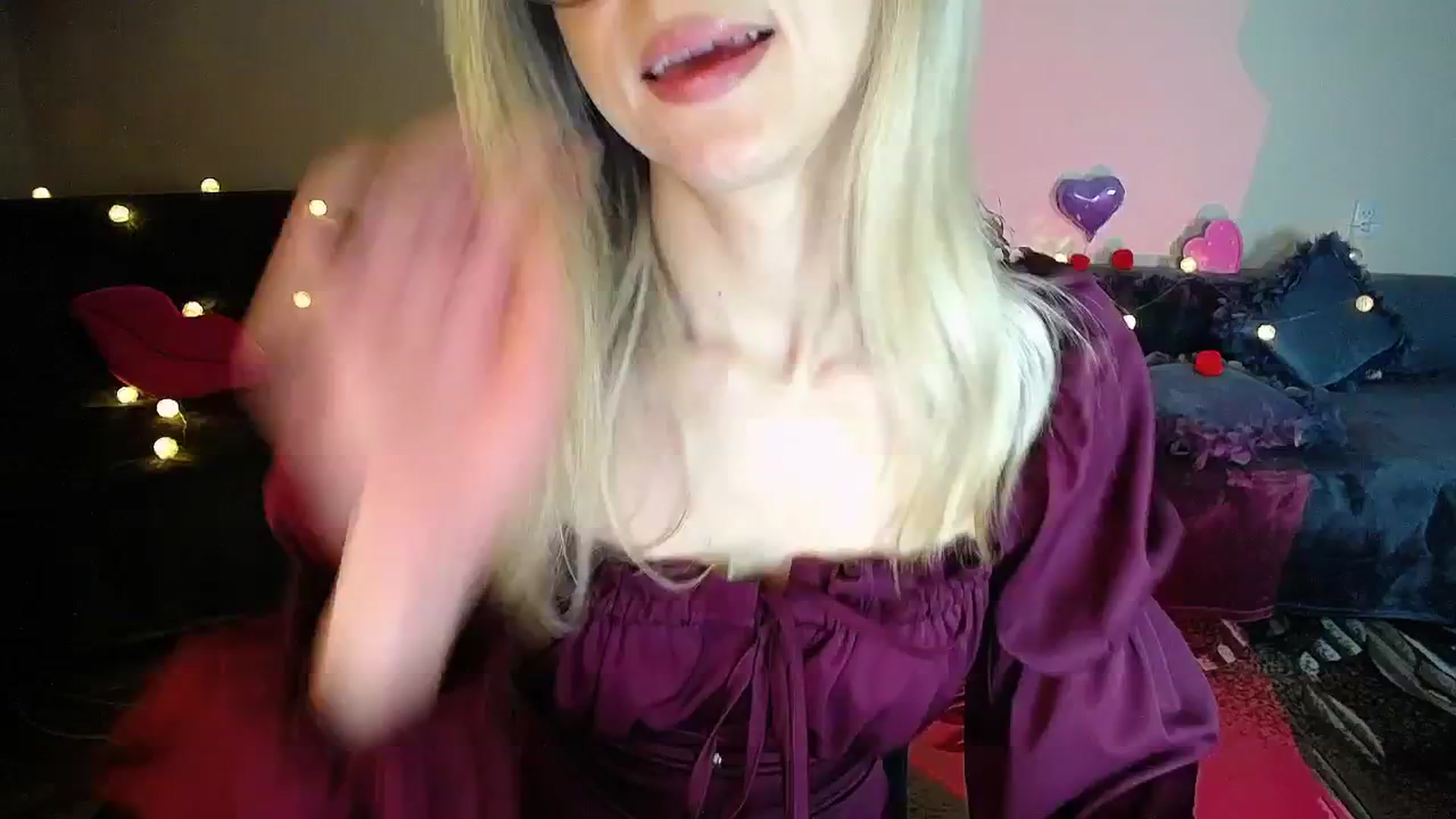 Gallery image thumbnail from Sunshine_alis's myfreecams stream on, 11/10/2025, 20:03 image 8 of 20