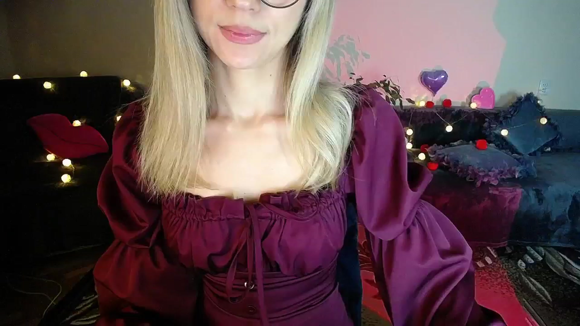 Gallery image thumbnail from Sunshine_alis's myfreecams stream on, 11/10/2025, 20:03 image 14 of 20