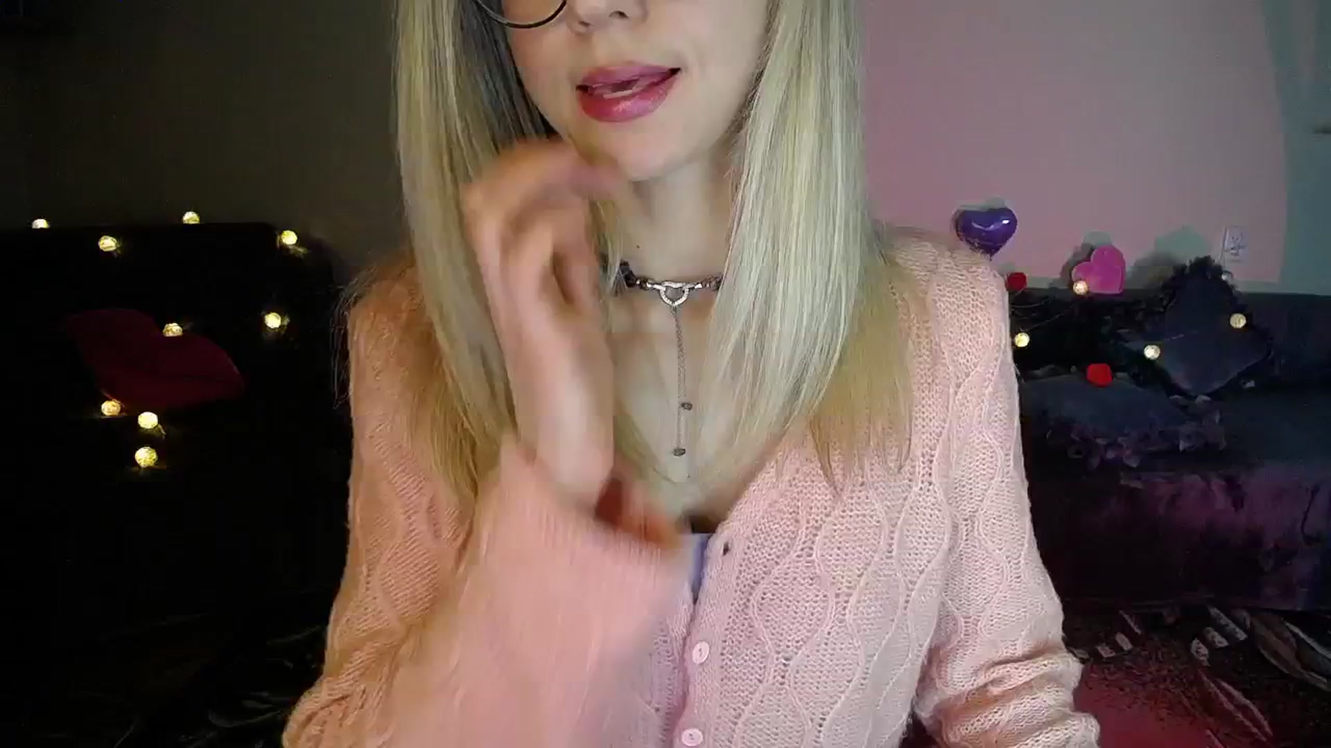 Gallery image thumbnail from Sunshine_alis's myfreecams stream on, 11/12/2025, 18:26 image 12 of 20