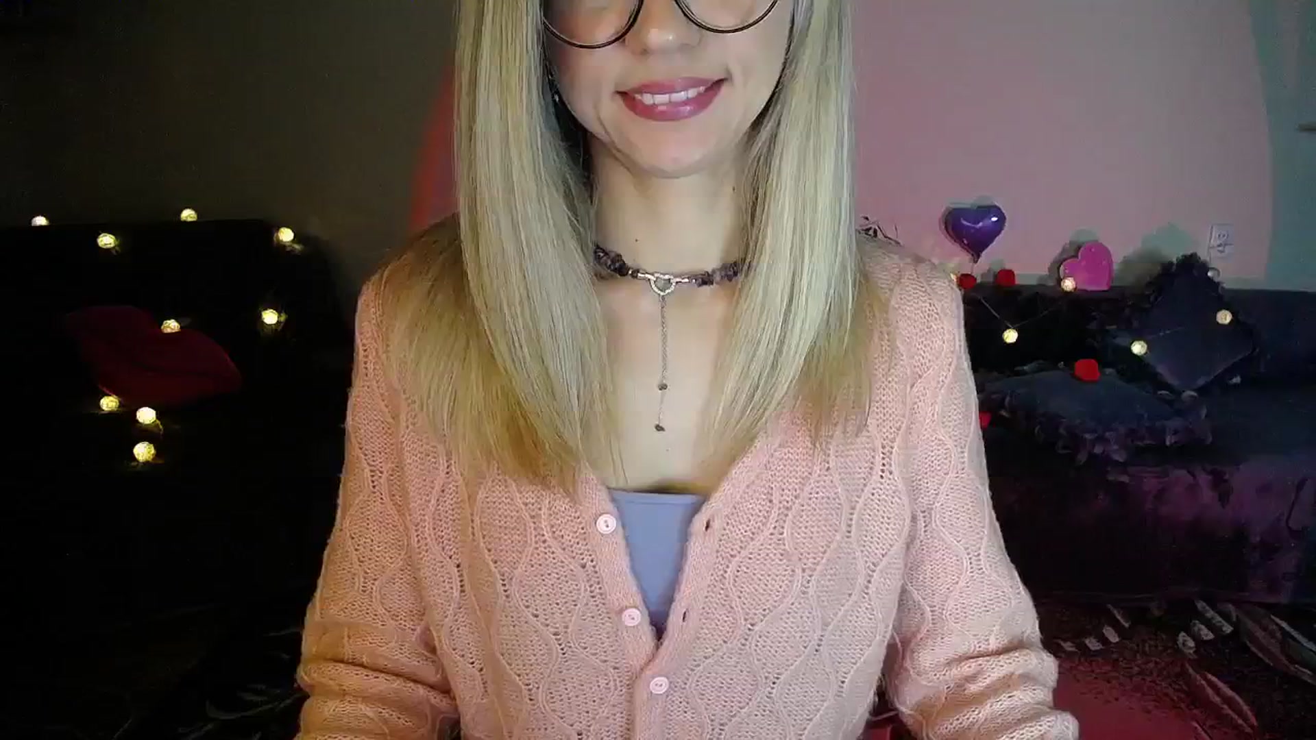 Gallery image thumbnail from Sunshine_alis's myfreecams stream on, 11/12/2025, 18:26 image 20 of 20