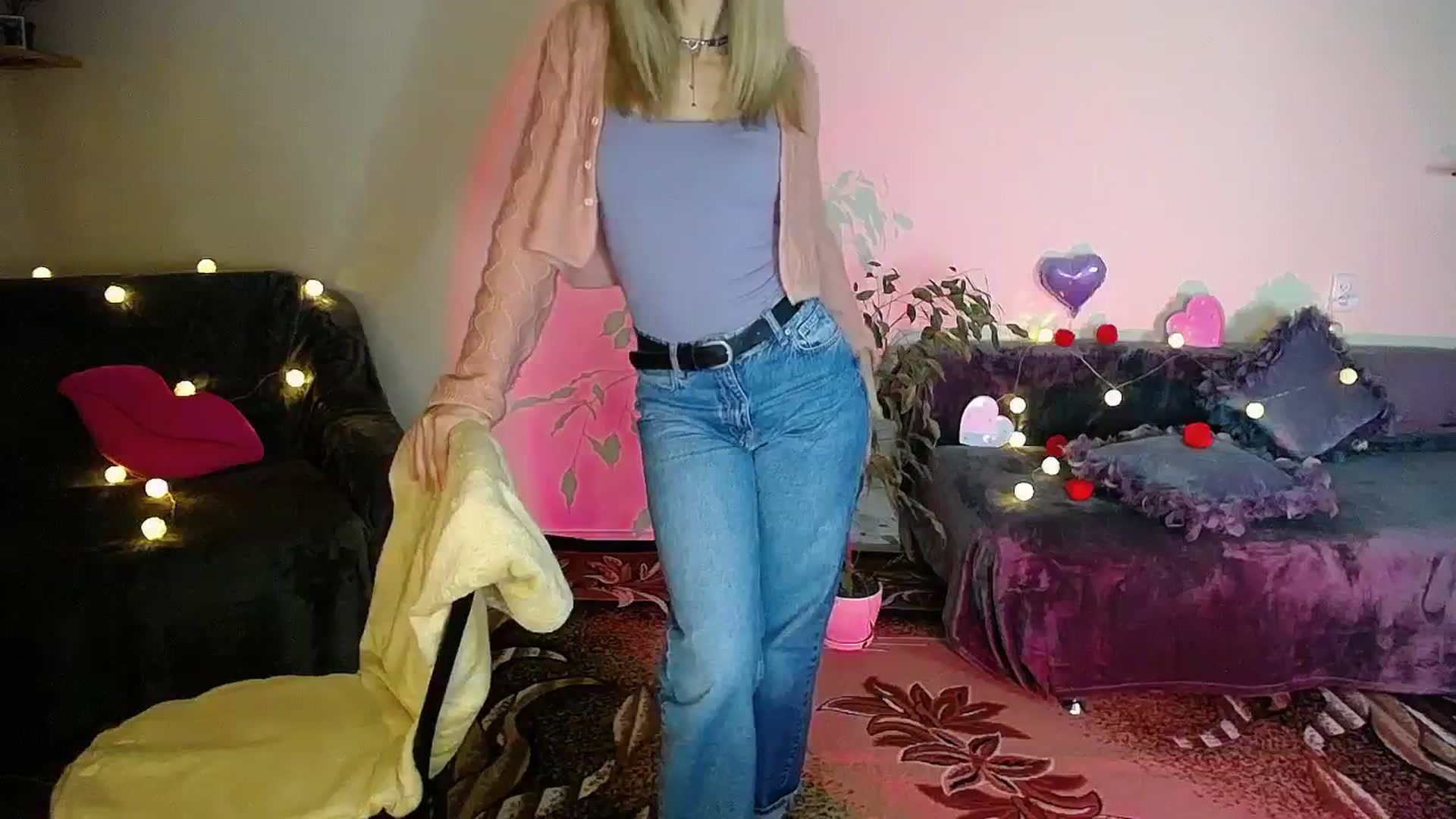 Gallery image thumbnail from Sunshine_alis's myfreecams stream on, 11/12/2025, 20:31 image 20 of 20