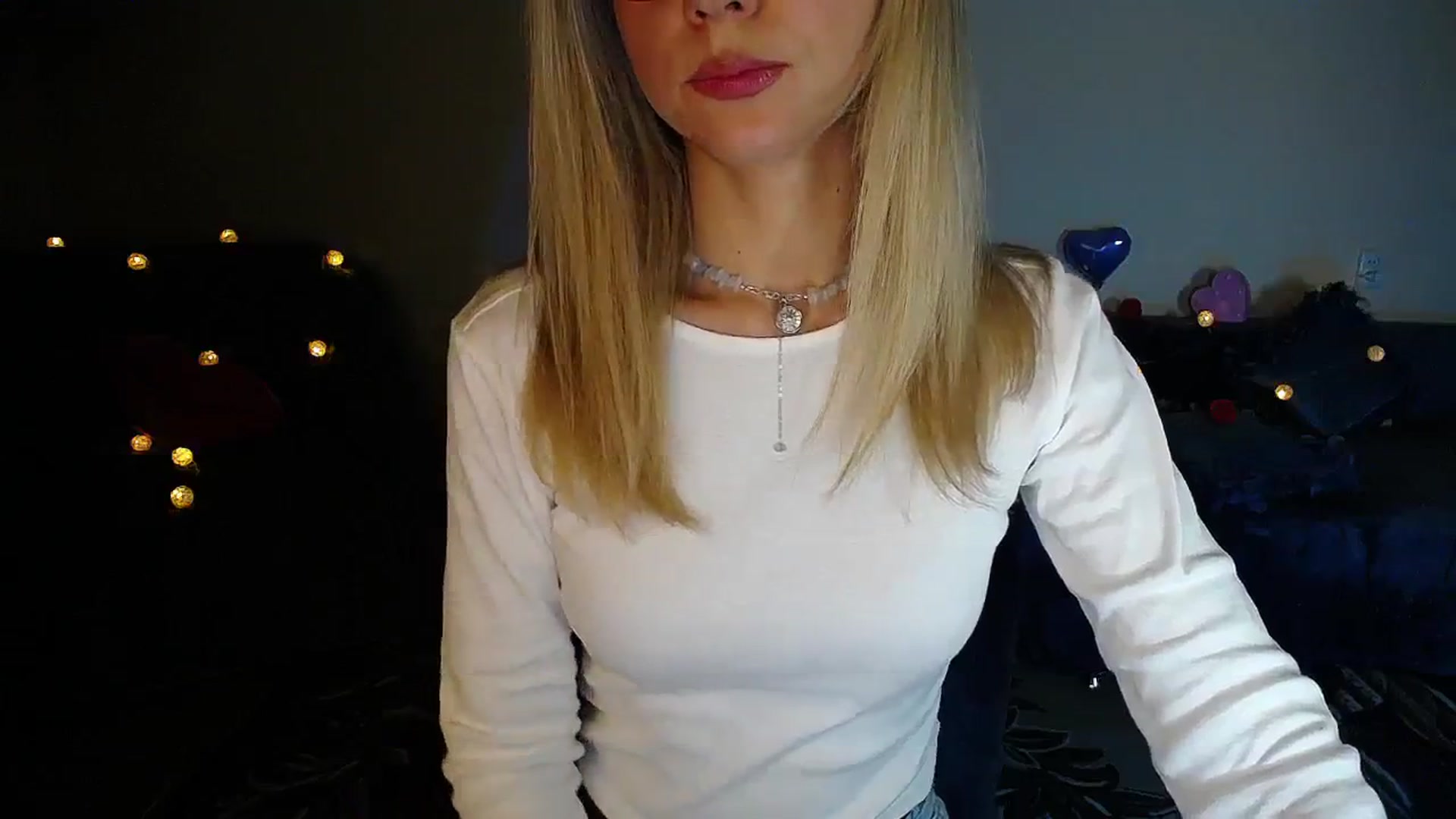 Gallery image thumbnail from Sunshine_alis's myfreecams stream on, 11/13/2025, 18:38 image 8 of 20