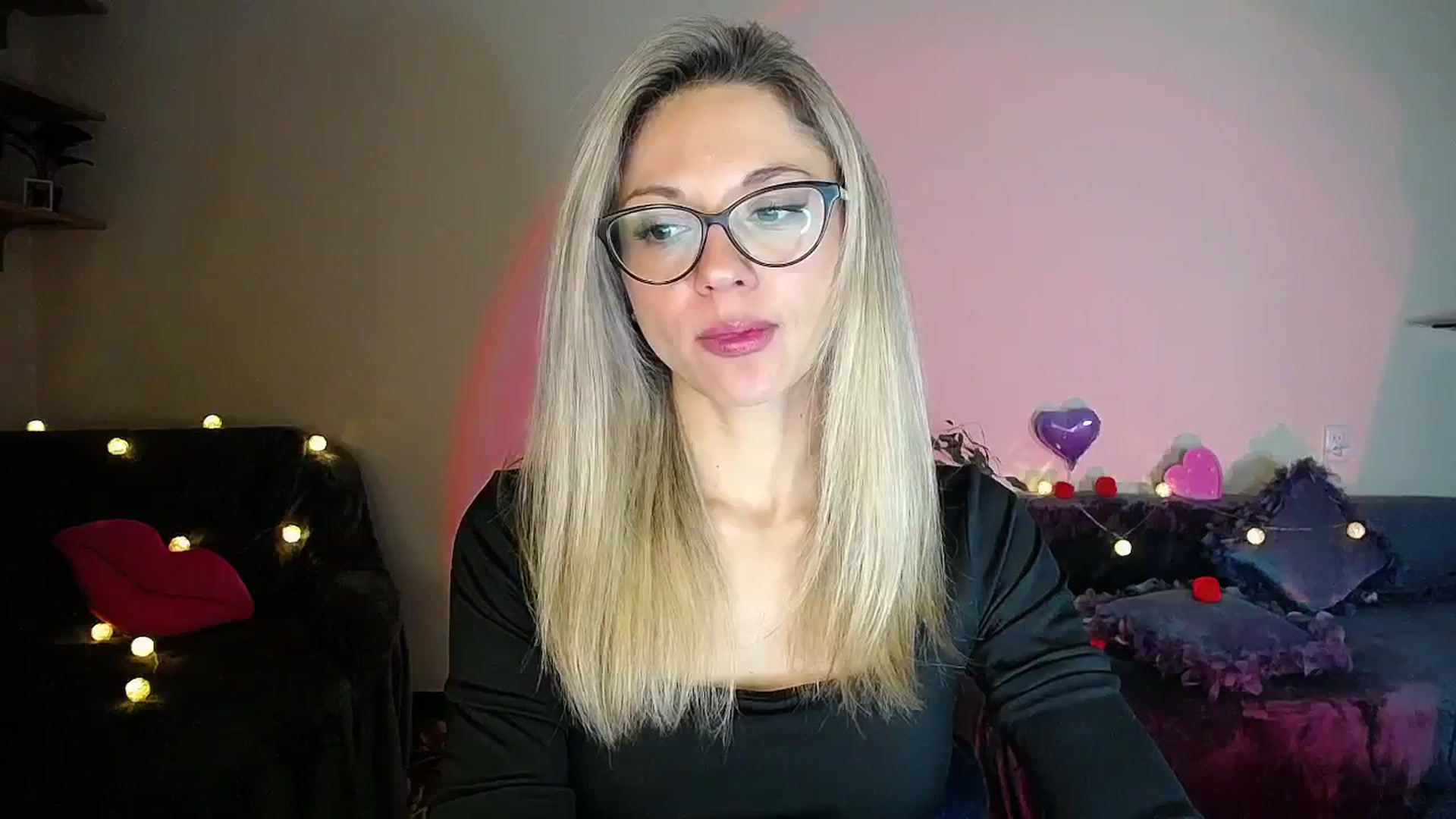 Gallery image thumbnail from Sunshine_alis's myfreecams stream on, 11/14/2025, 19:26 image 1 of 20