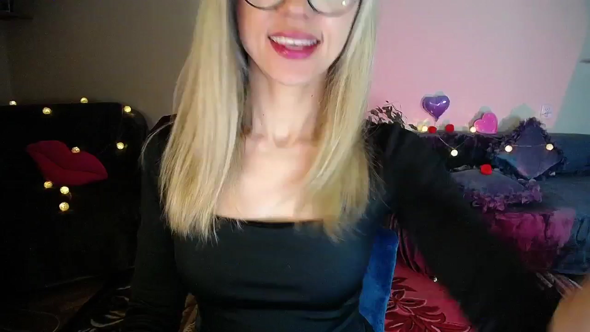 Gallery image thumbnail from Sunshine_alis's myfreecams stream on, 11/14/2025, 21:00 image 3 of 20