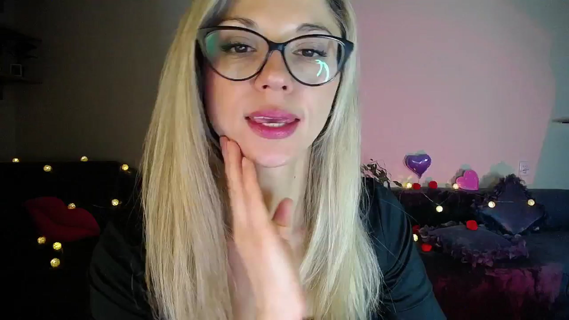 Gallery image thumbnail from Sunshine_alis's myfreecams stream on, 11/14/2025, 21:00 image 1 of 20