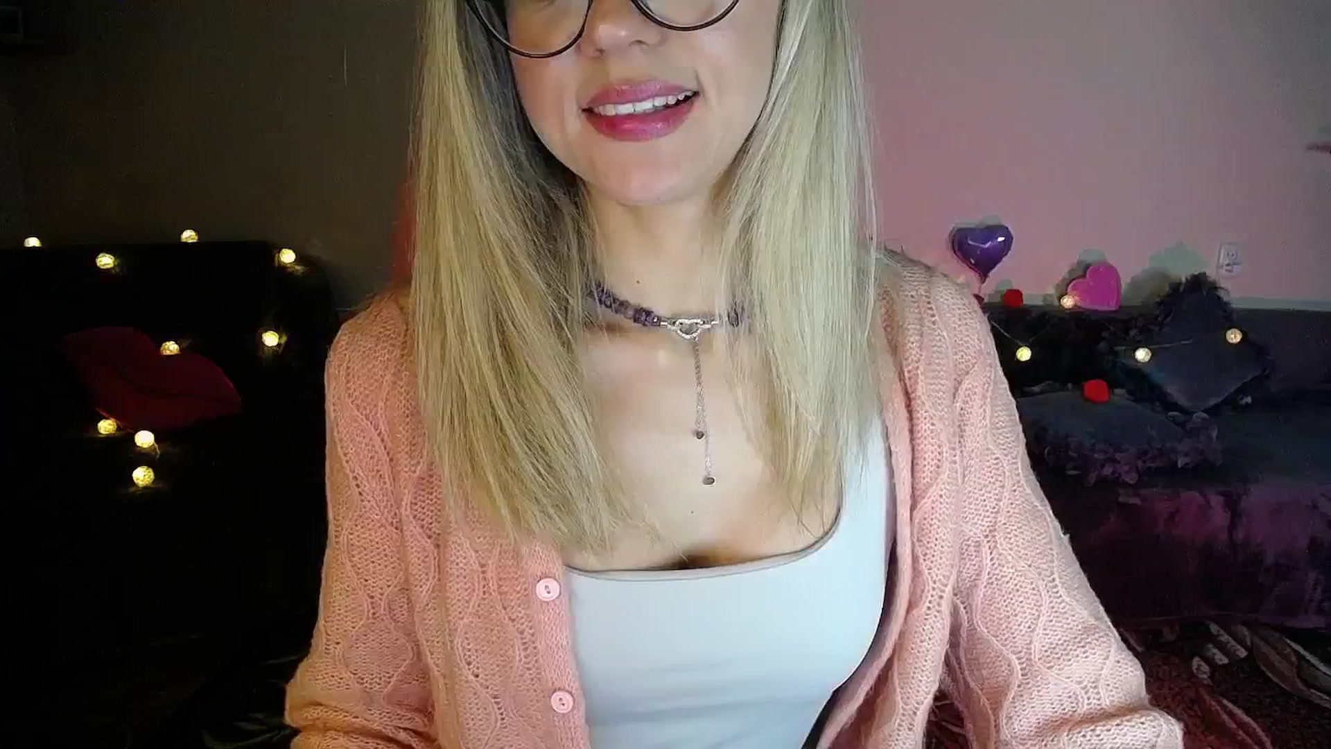 Gallery image thumbnail from Sunshine_alis's myfreecams stream on, 11/15/2025, 16:56 image 20 of 20