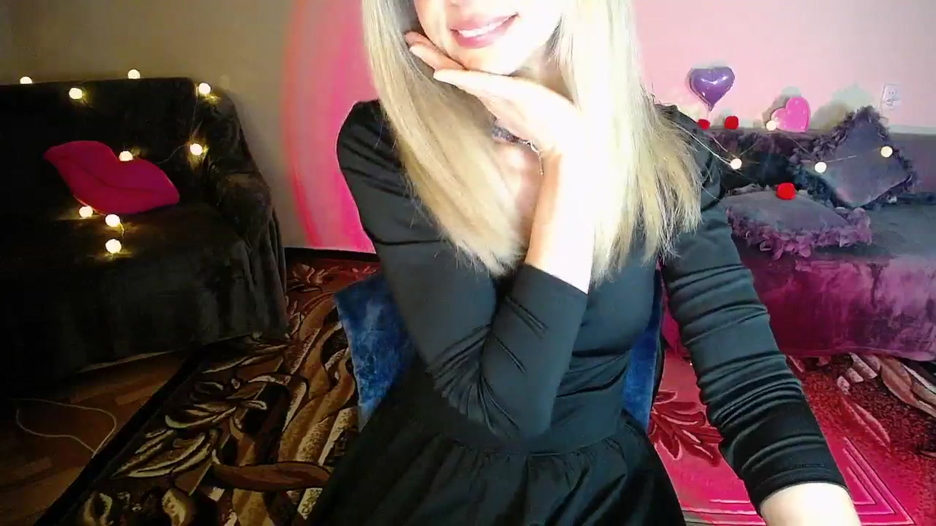 Gallery image thumbnail from Sunshine_alis's myfreecams stream on, 11/17/2025, 20:32 image 7 of 20