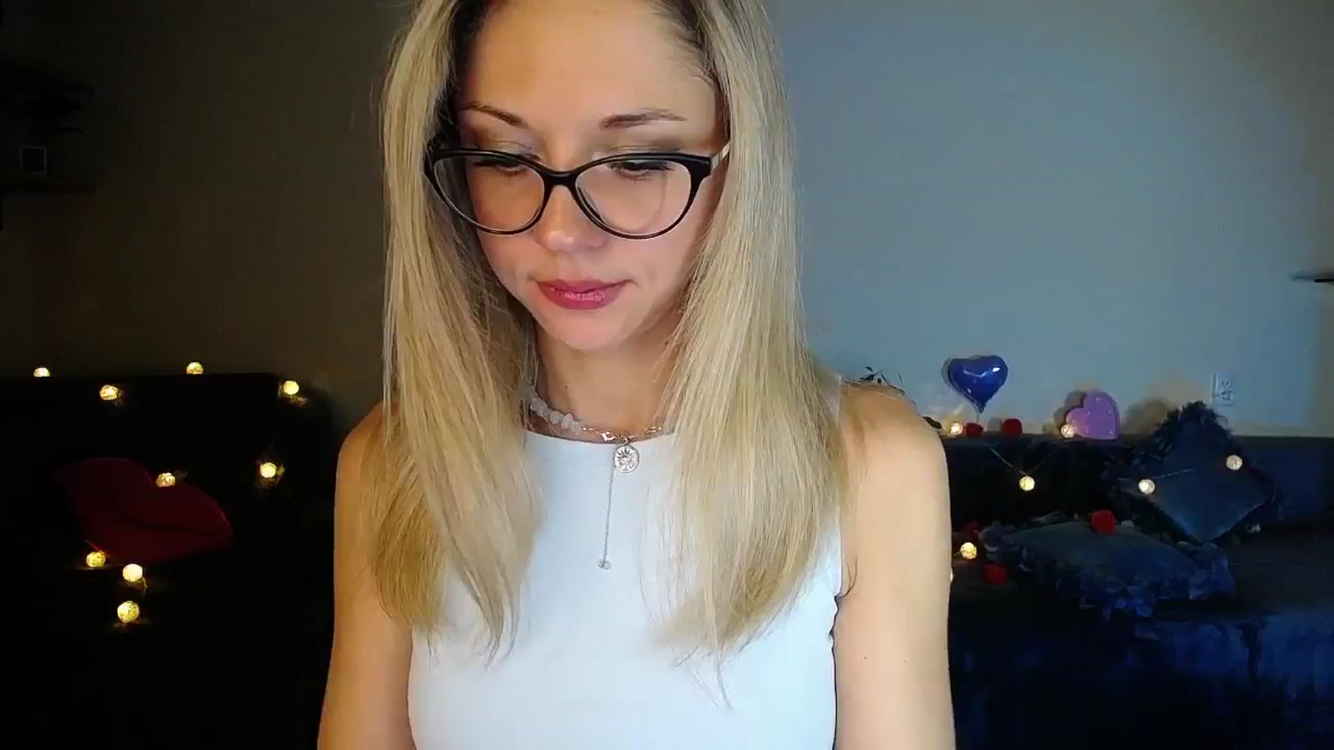 Gallery image thumbnail from Sunshine_alis's myfreecams stream on, 11/19/2025, 17:50 image 2 of 20