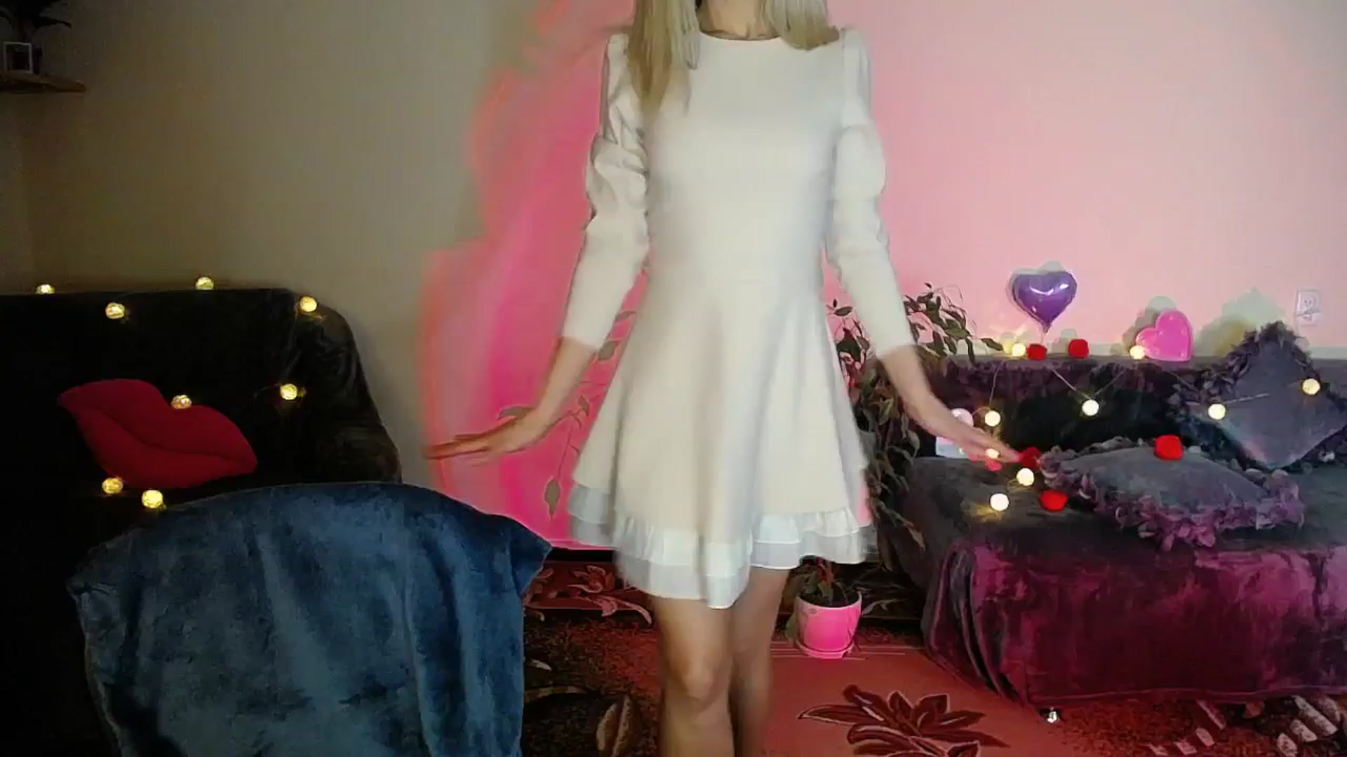 Gallery image thumbnail from Sunshine_alis's myfreecams stream on, 11/20/2025, 21:16 image 7 of 20