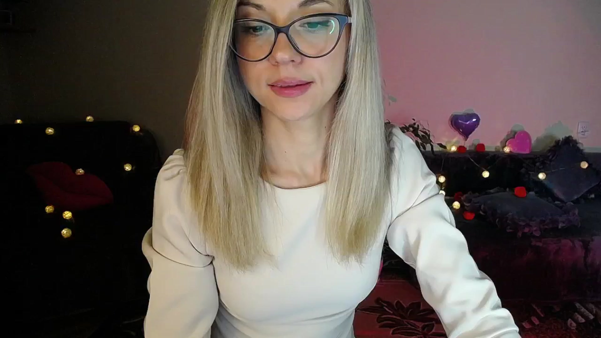 Gallery image thumbnail from Sunshine_alis's myfreecams stream on, 11/20/2025, 21:16 image 20 of 20