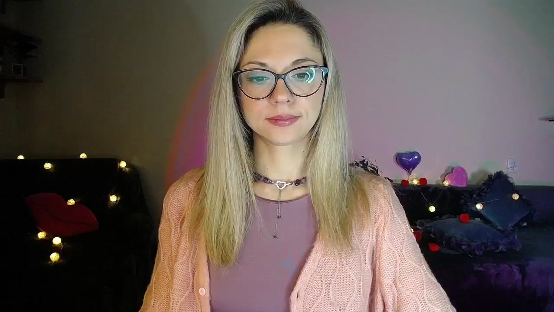 Gallery image thumbnail from Sunshine_alis's myfreecams stream on, 11/21/2025, 19:56 image 5 of 20