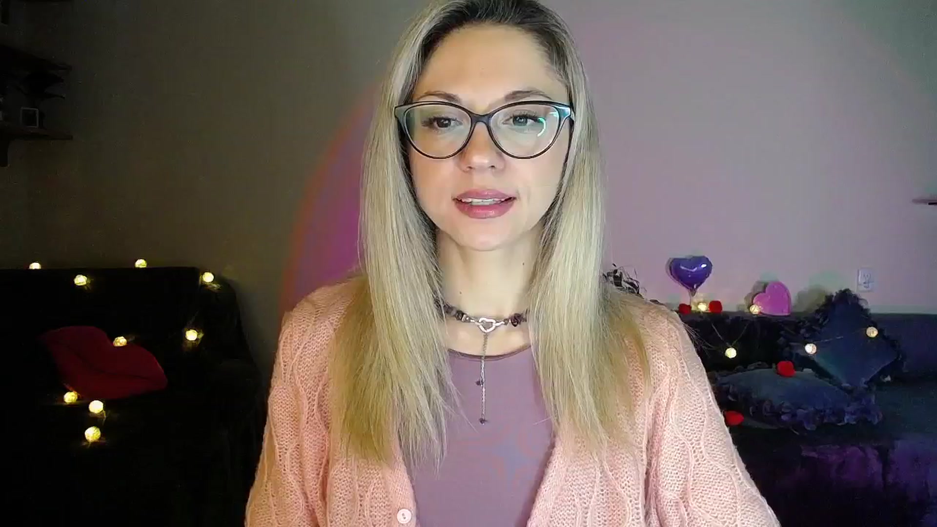 Gallery image thumbnail from Sunshine_alis's myfreecams stream on, 11/21/2025, 19:56 image 1 of 20