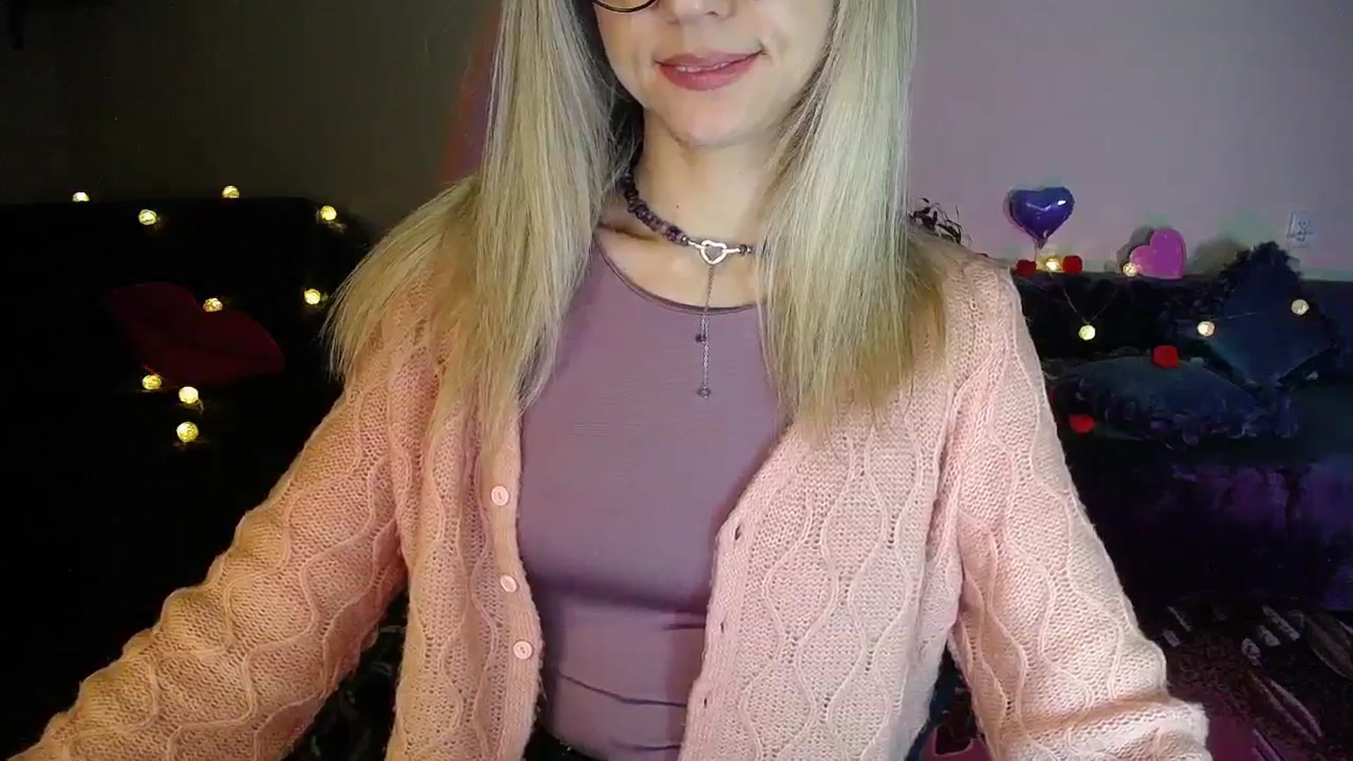 Gallery image thumbnail from Sunshine_alis's myfreecams stream on, 11/21/2025, 19:56 image 20 of 20