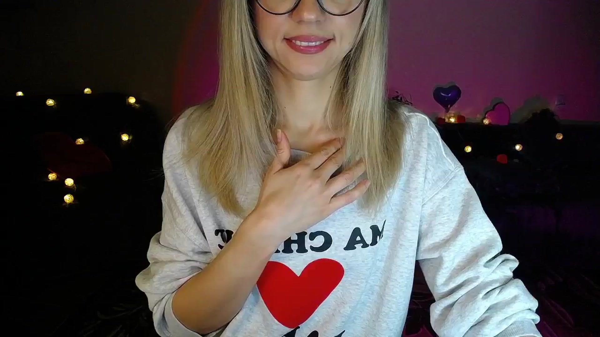 Gallery image thumbnail from Sunshine_alis's myfreecams stream on, 11/22/2025, 17:56 image 9 of 20