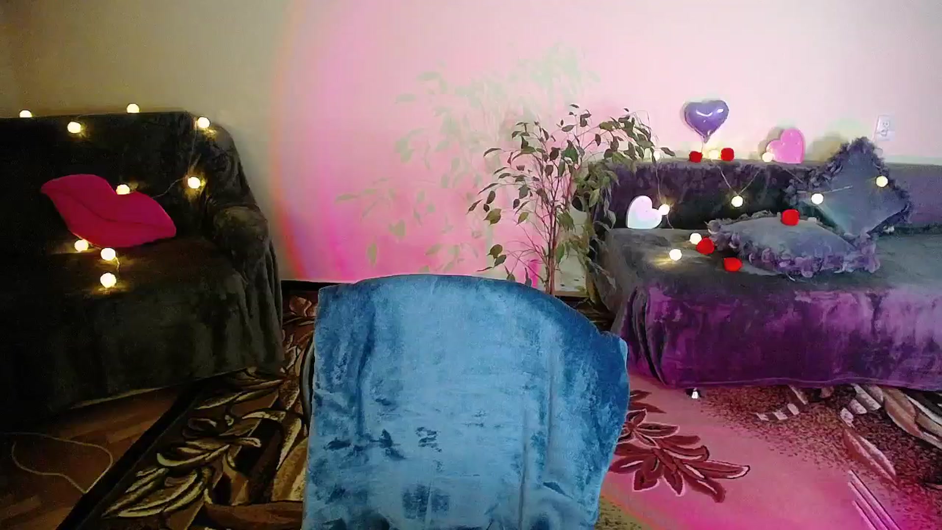 Gallery image thumbnail from Sunshine_alis's myfreecams stream on, 11/22/2025, 21:10 image 16 of 20