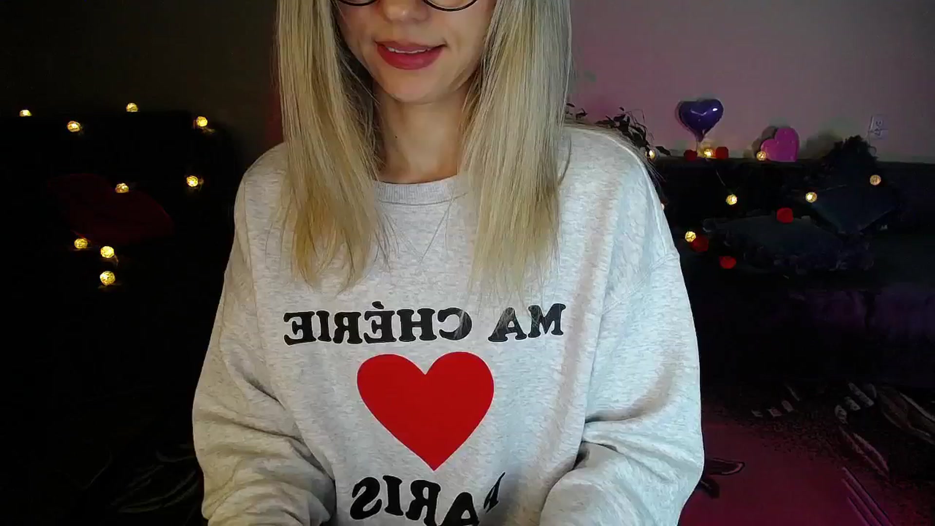Gallery image thumbnail from Sunshine_alis's myfreecams stream on, 11/22/2025, 21:10 image 17 of 20