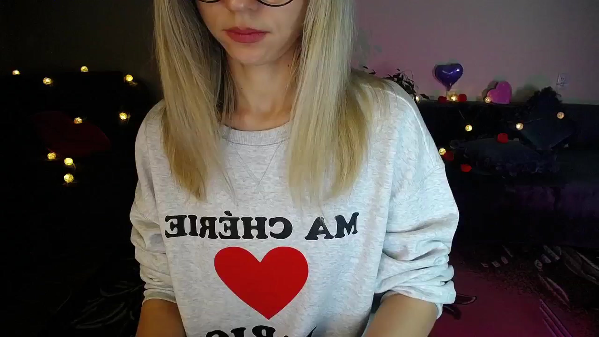 Gallery image thumbnail from Sunshine_alis's myfreecams stream on, 11/22/2025, 21:10 image 14 of 20