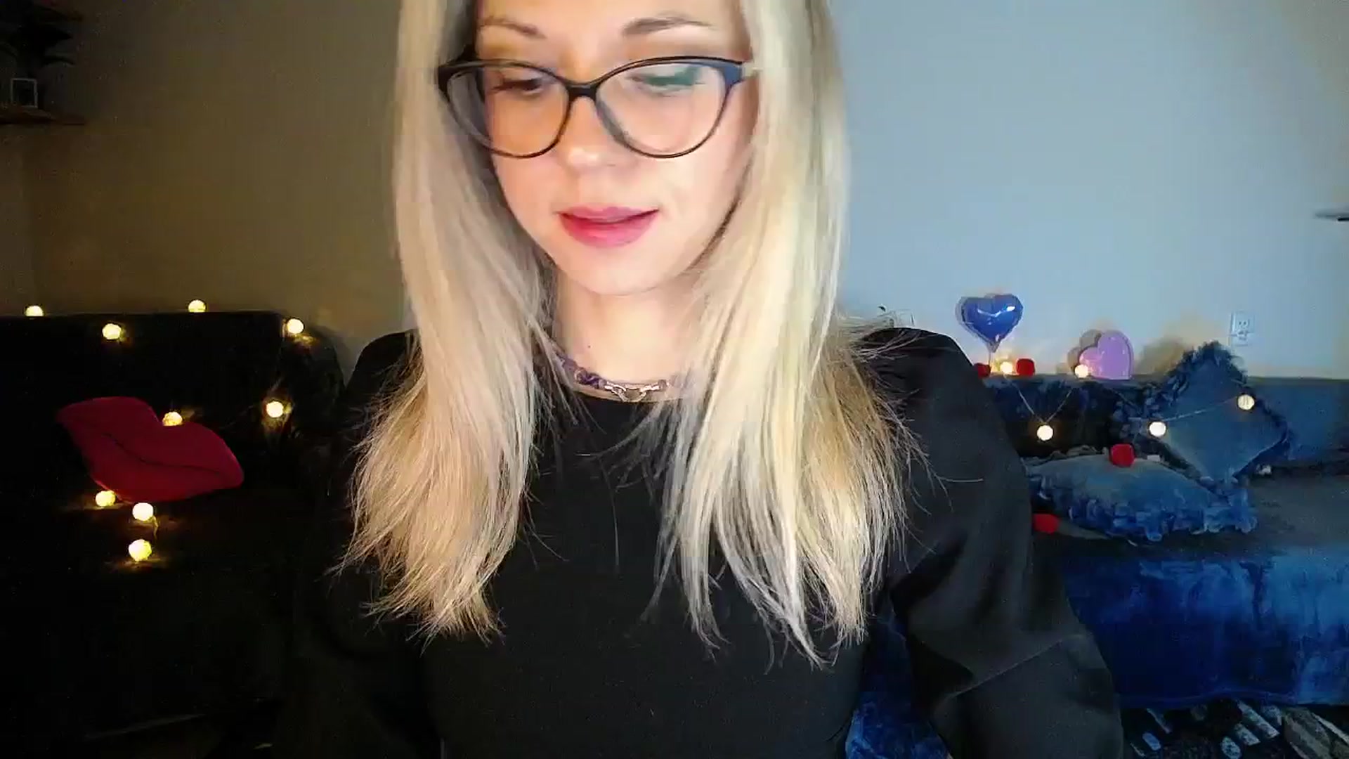 Gallery image thumbnail from Sunshine_alis's myfreecams stream on, 11/24/2025, 21:26 image 1 of 20