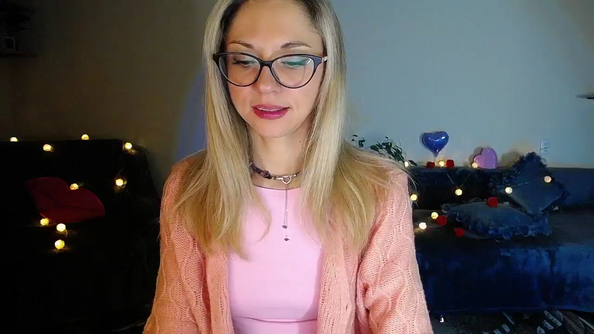 Gallery image thumbnail from Sunshine_alis's myfreecams stream on, 11/25/2025, 20:13 image 4 of 20