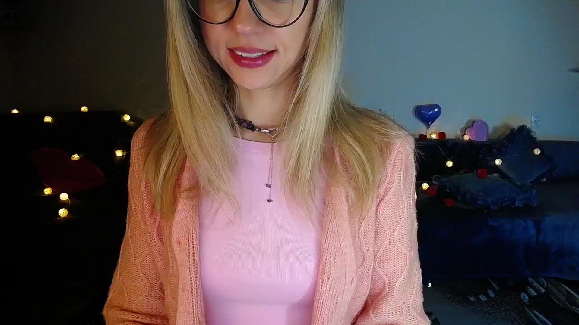 Gallery image thumbnail from Sunshine_alis's myfreecams stream on, 11/25/2025, 20:13 image 5 of 20