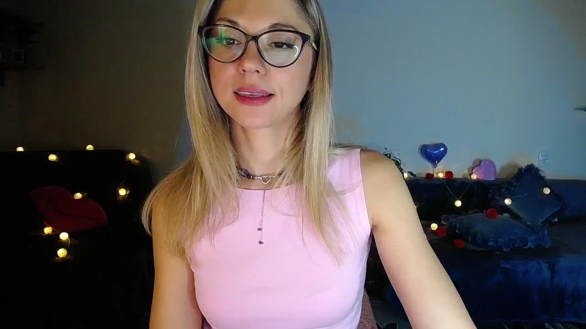 Gallery image thumbnail from Sunshine_alis's myfreecams stream on, 11/25/2025, 20:13 image 20 of 20