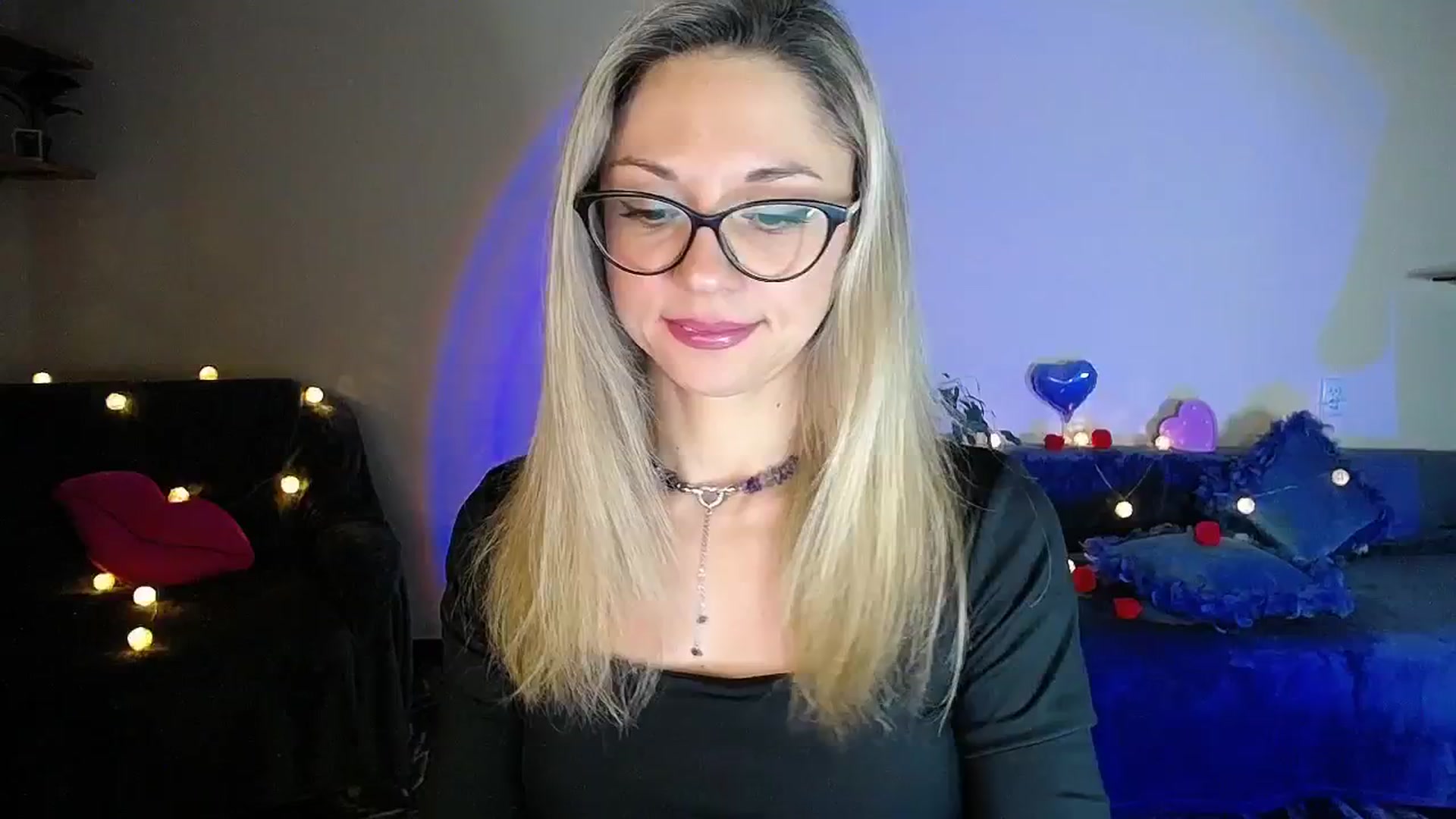 Gallery image thumbnail from Sunshine_alis's myfreecams stream on, 11/27/2025, 19:26 image 9 of 20