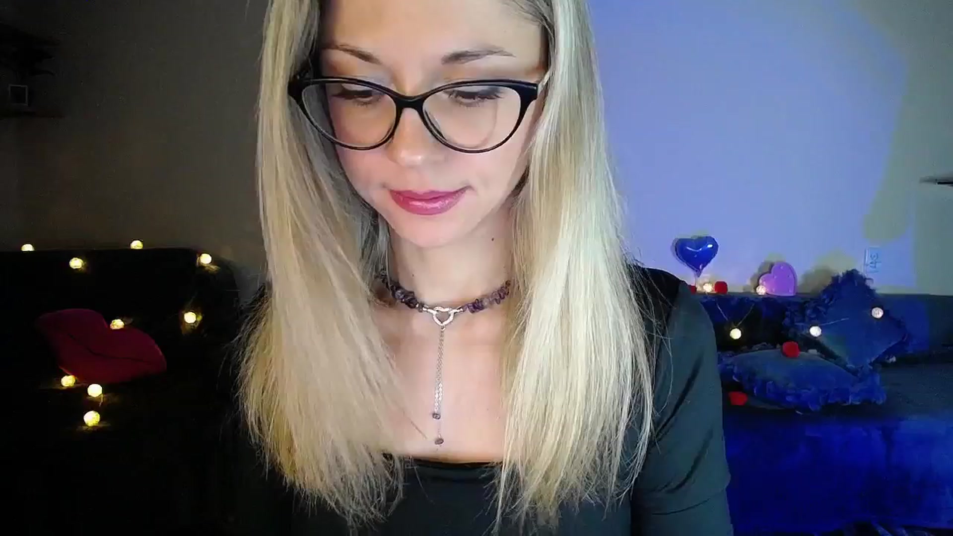 Gallery image thumbnail from Sunshine_alis's myfreecams stream on, 11/27/2025, 19:26 image 13 of 20