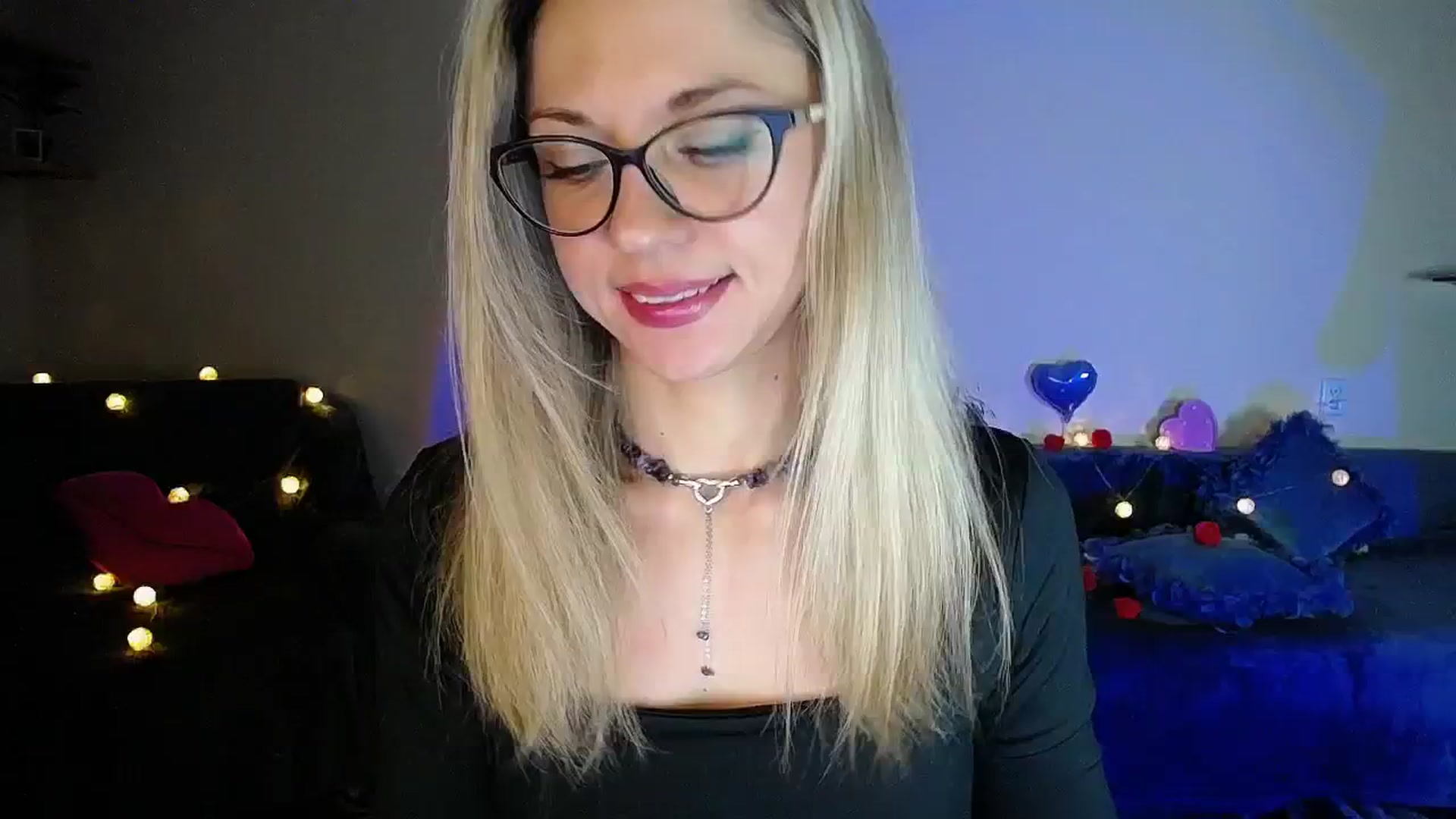 Gallery image thumbnail from Sunshine_alis's myfreecams stream on, 11/27/2025, 19:26 image 11 of 20
