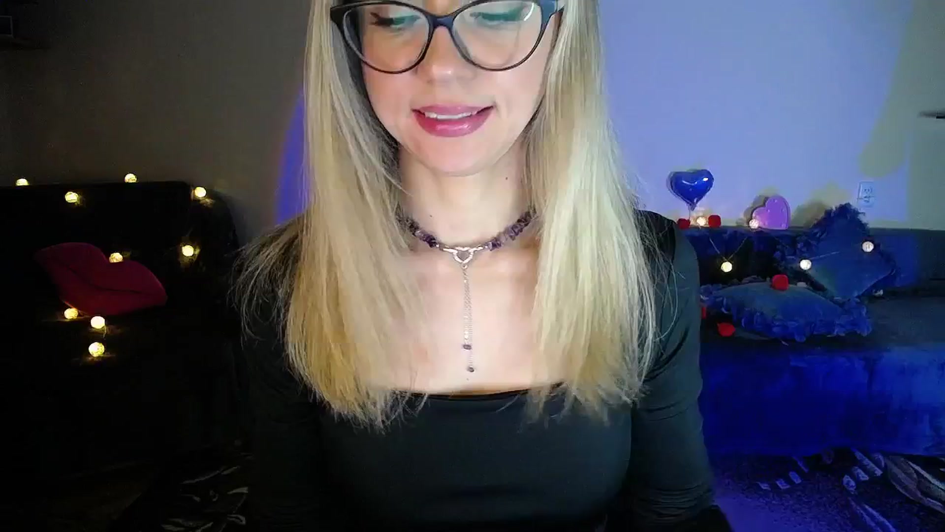 Gallery image thumbnail from Sunshine_alis's myfreecams stream on, 11/27/2025, 19:26 image 18 of 20