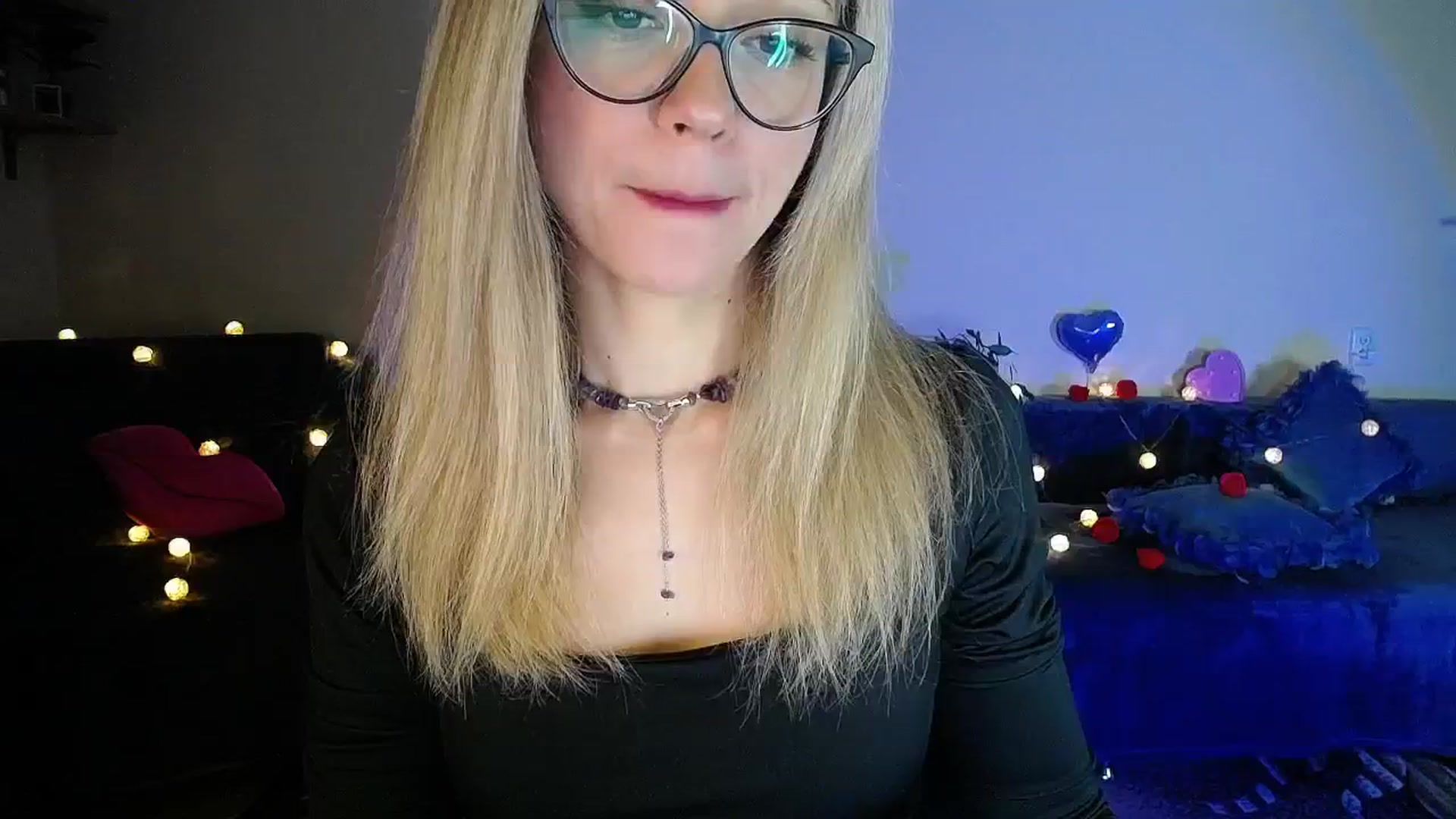 Gallery image thumbnail from Sunshine_alis's myfreecams stream on, 12/02/2025, 19:18 image 2 of 20