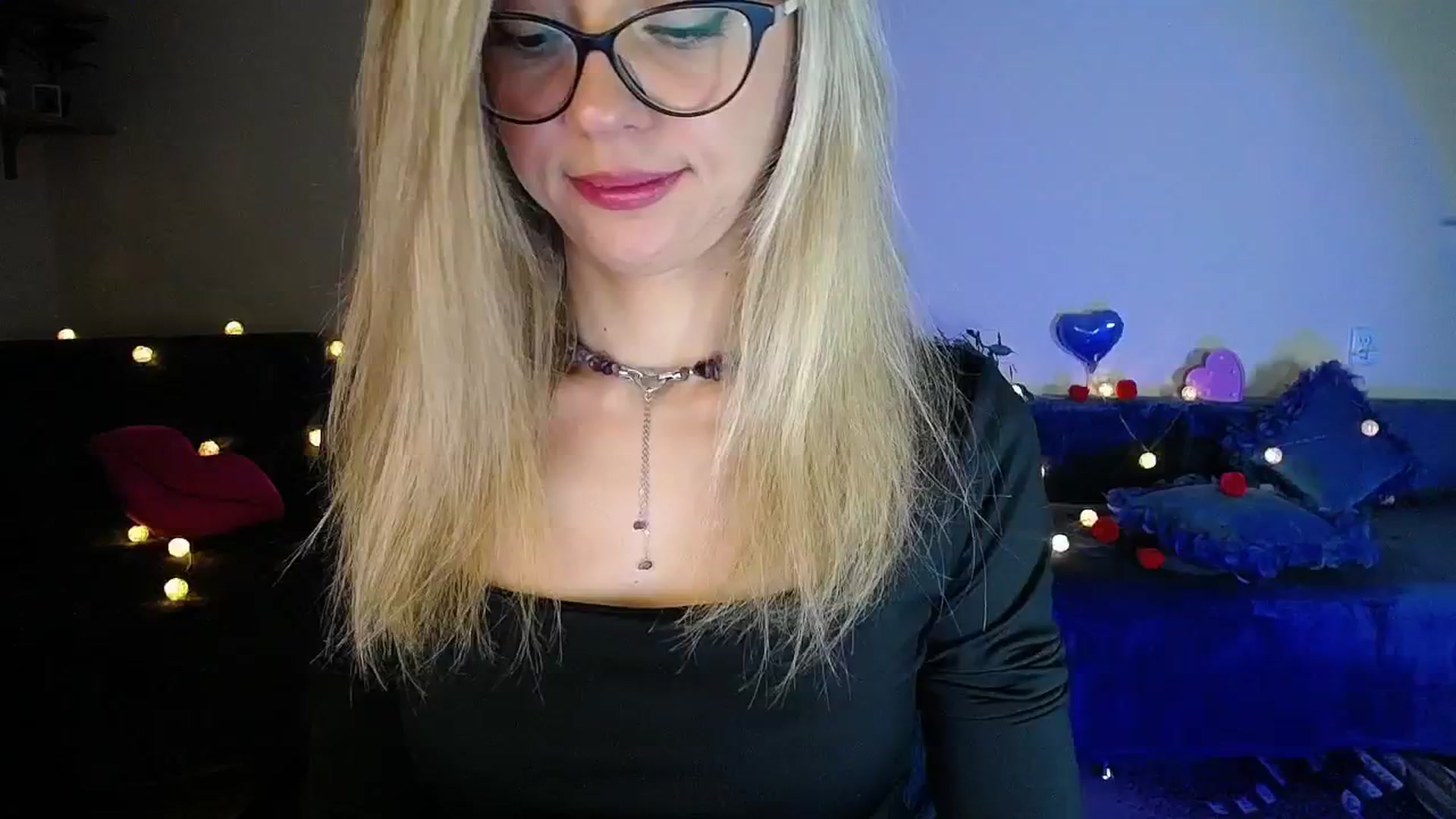 Gallery image thumbnail from Sunshine_alis's myfreecams stream on, 12/02/2025, 19:18 image 6 of 20