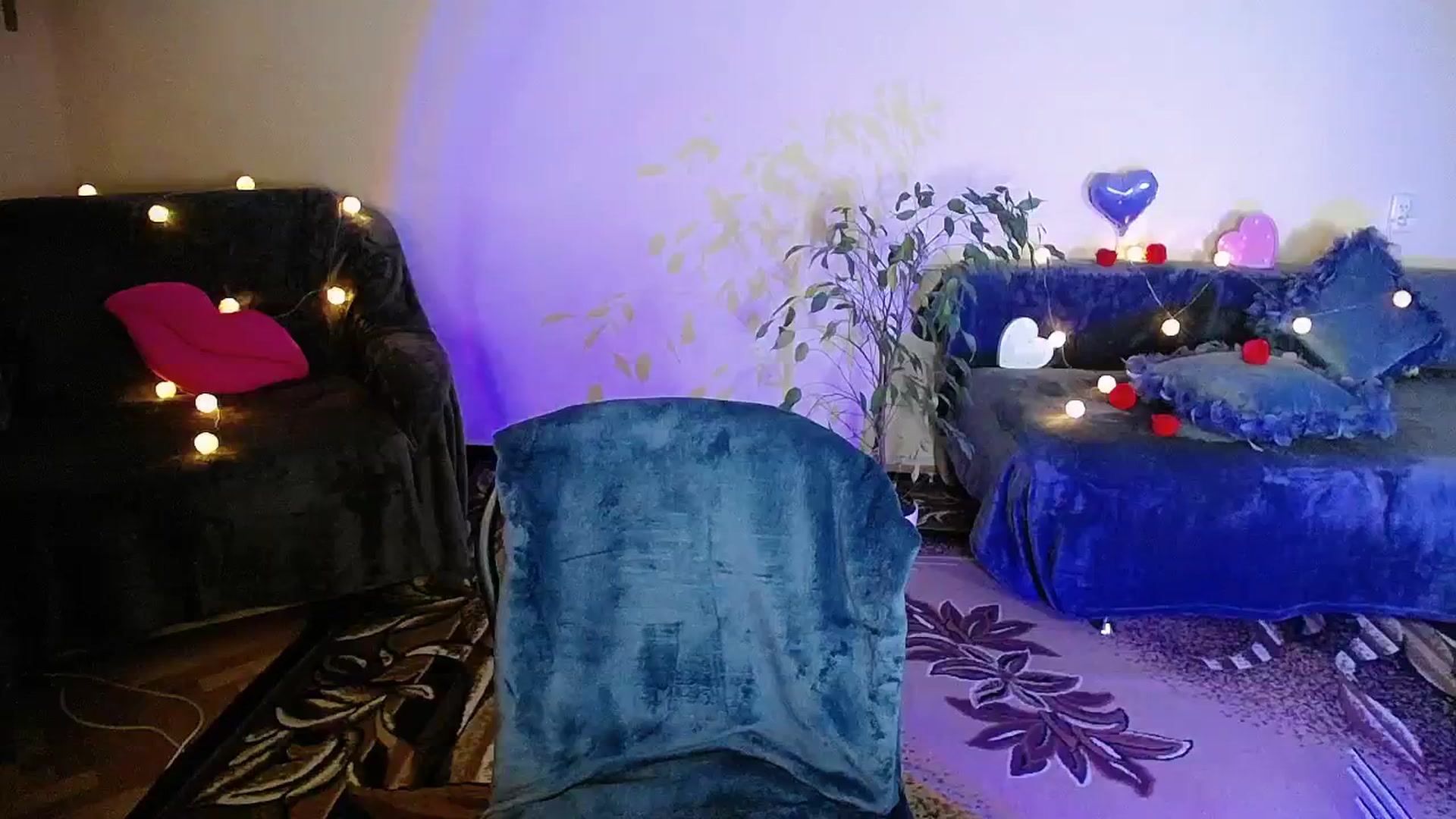 Gallery image thumbnail from Sunshine_alis's myfreecams stream on, 12/05/2025, 21:14 image 13 of 20