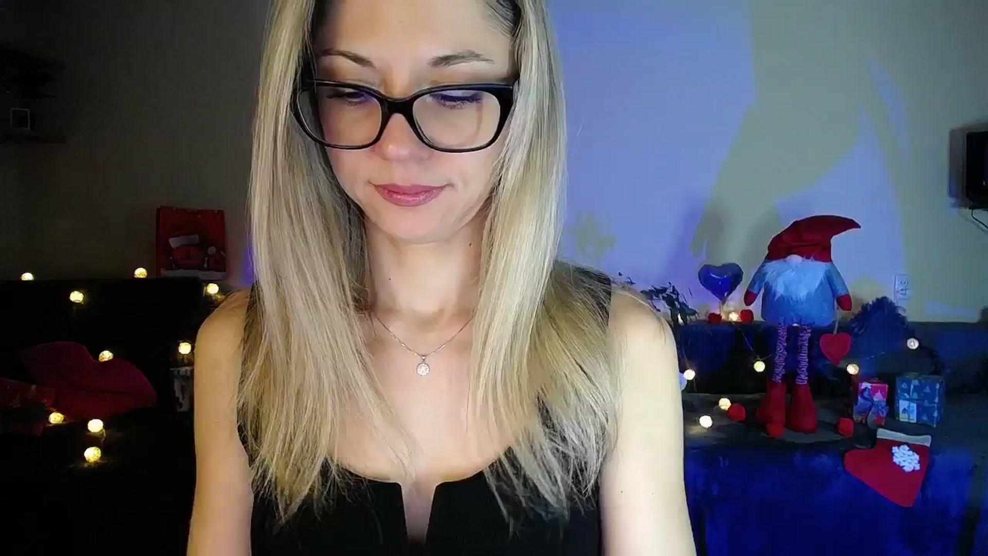 Gallery image thumbnail from Sunshine_alis's myfreecams stream on, 12/17/2025, 19:37 image 5 of 20