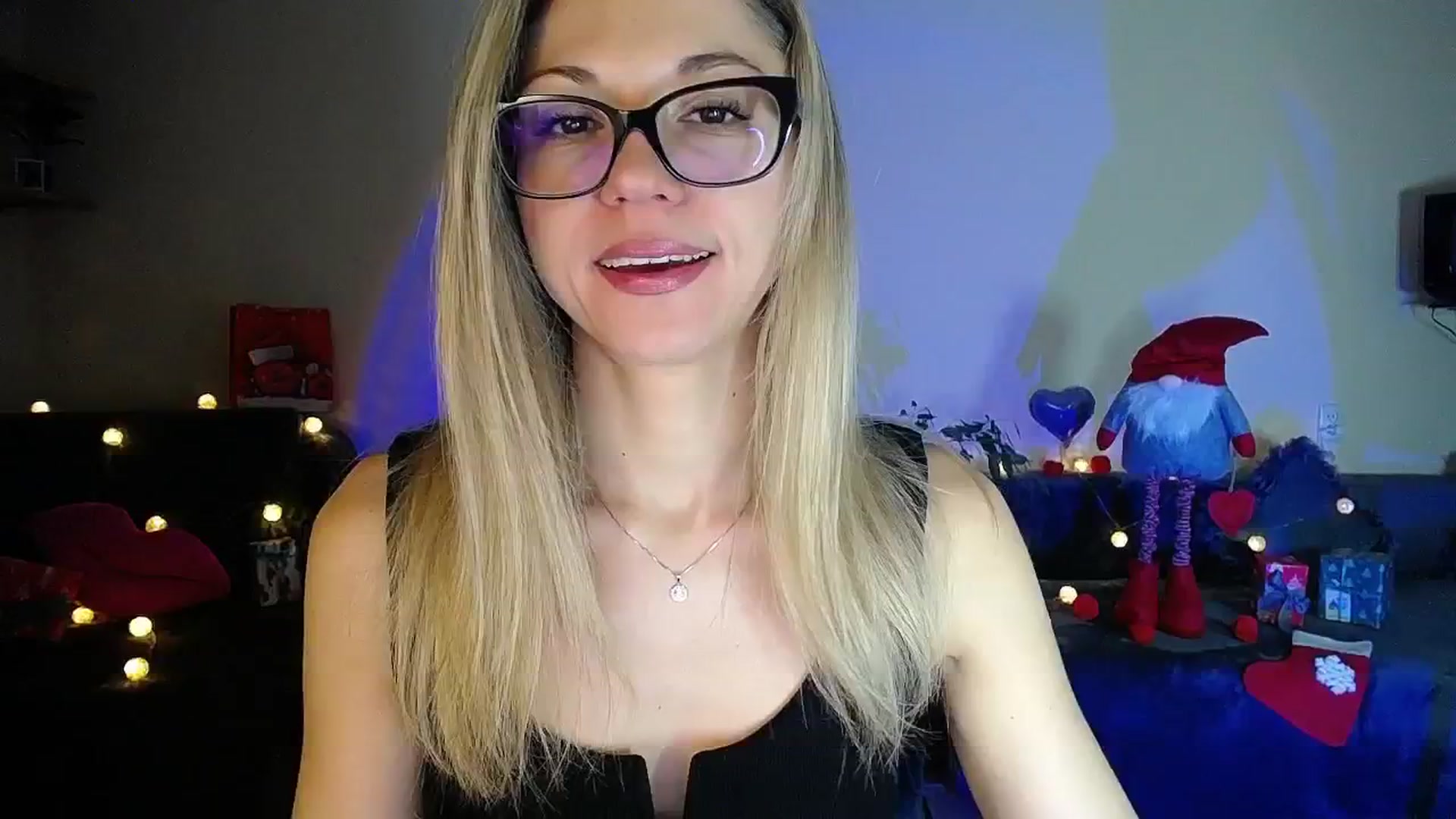 Gallery image thumbnail from Sunshine_alis's myfreecams stream on, 12/17/2025, 19:37 image 8 of 20