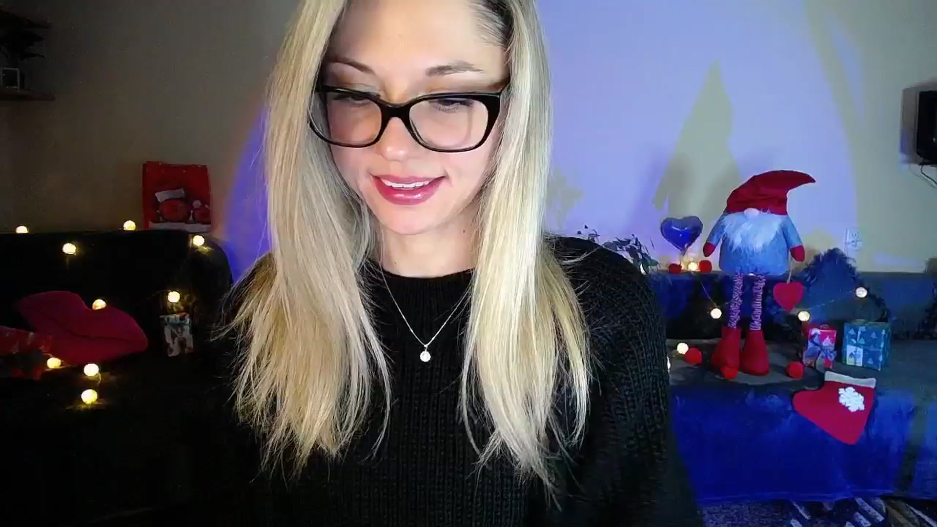 Gallery image thumbnail from Sunshine_alis's myfreecams stream on, 12/17/2025, 21:10 image 11 of 20