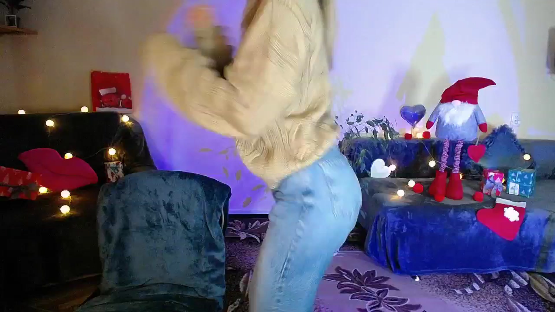 Gallery image thumbnail from Sunshine_alis's myfreecams stream on, 12/19/2025, 20:32 image 6 of 20