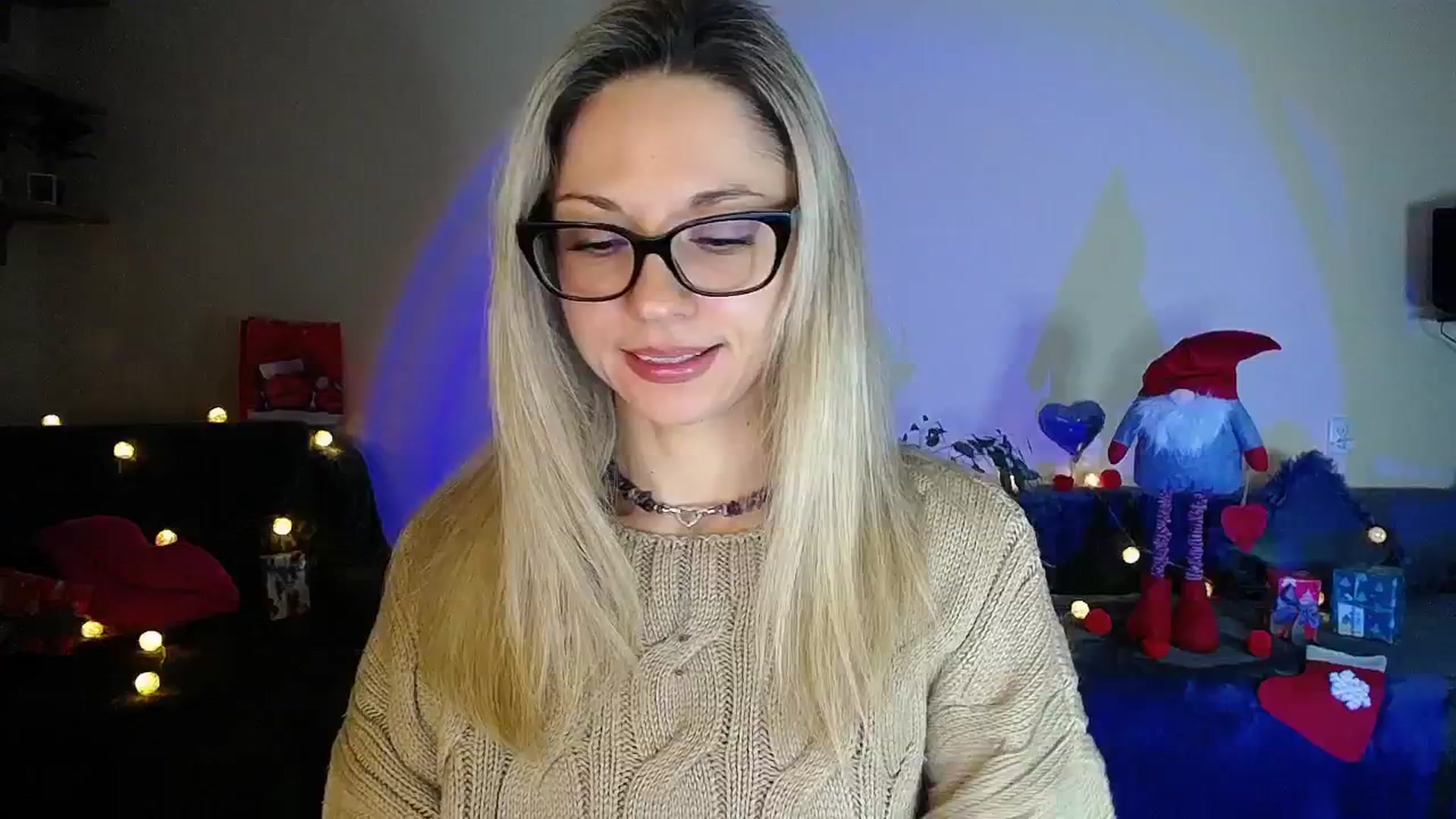 Gallery image thumbnail from Sunshine_alis's myfreecams stream on, 12/19/2025, 20:32 image 1 of 20