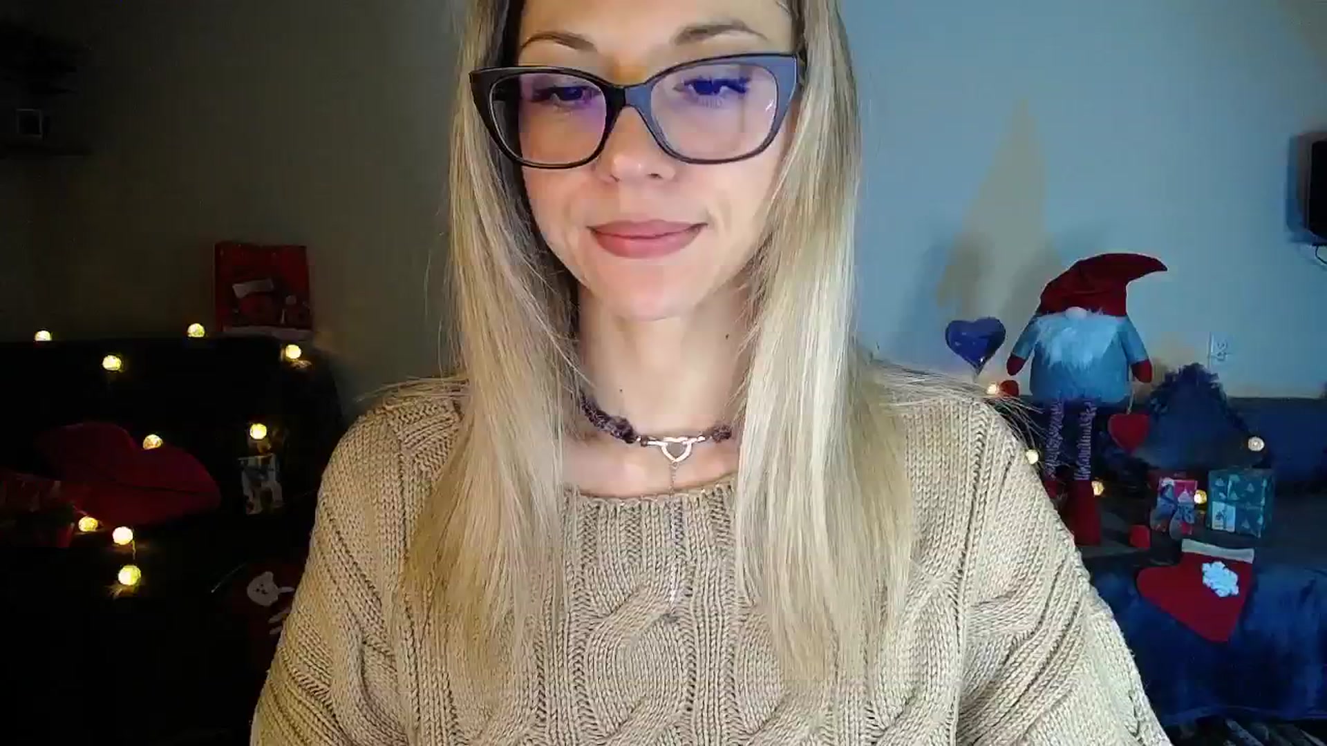 Gallery image thumbnail from Sunshine_alis's myfreecams stream on, 12/24/2025, 17:15 image 4 of 20